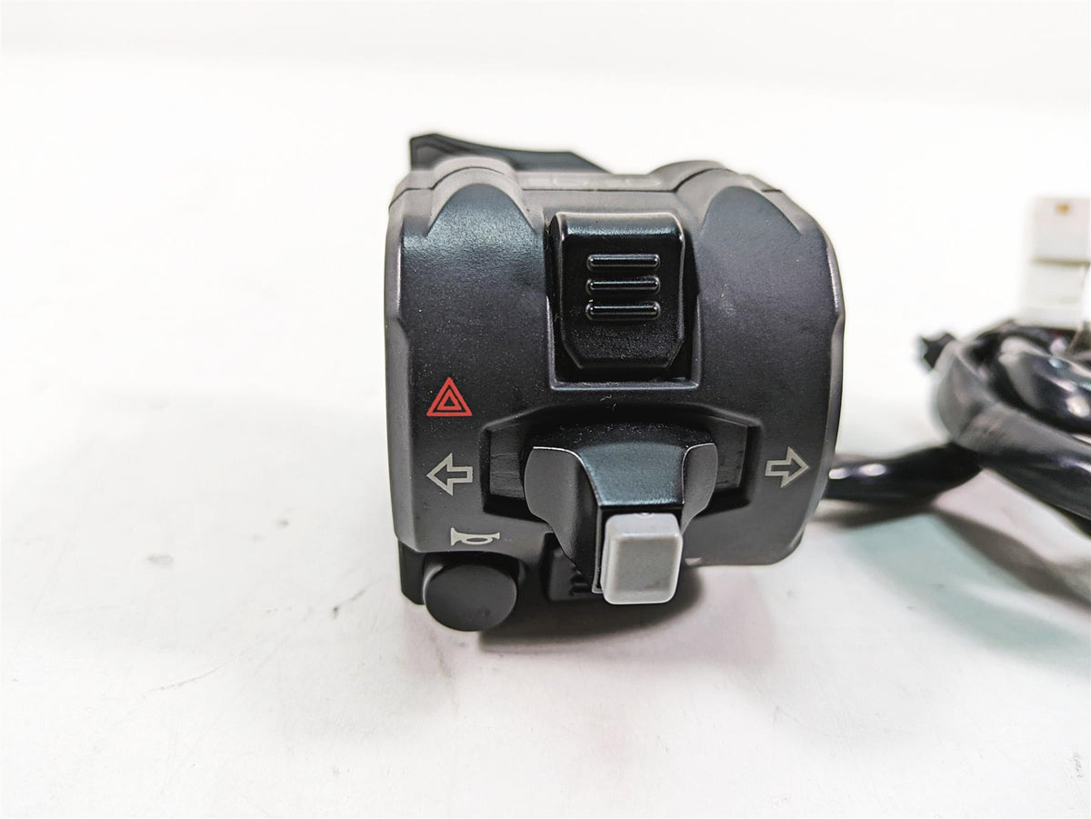 2016 Ducati Panigale 1299 S Left Hand Light Blinker Control Switch 65110132A {{ shop.shopifyCountryName }} - Mototech271