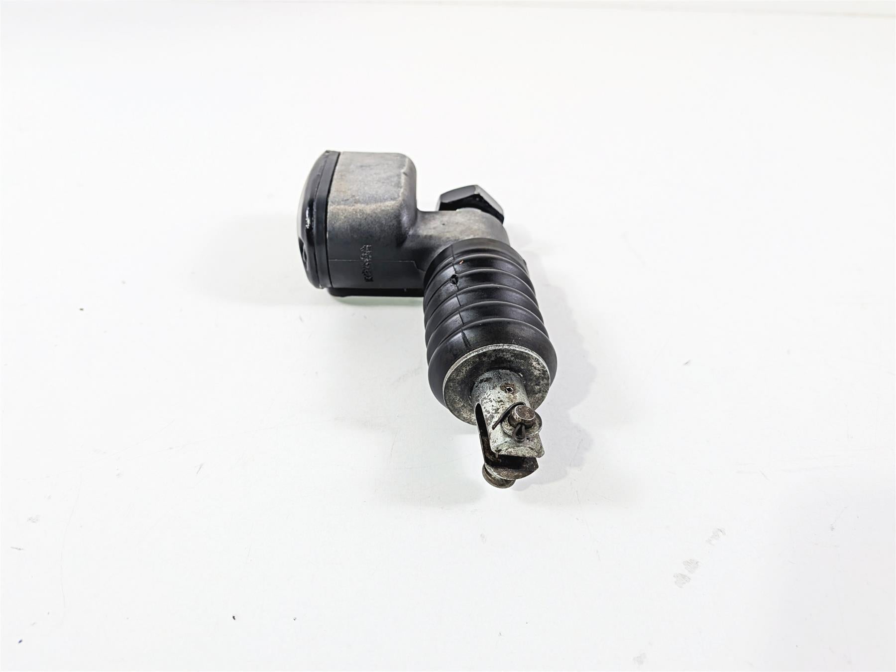 2000 Harley Touring FLHRCI Road King Rear Brake Master Cylinder 41755-99F {{ shop.shopifyCountryName }} - Mototech271