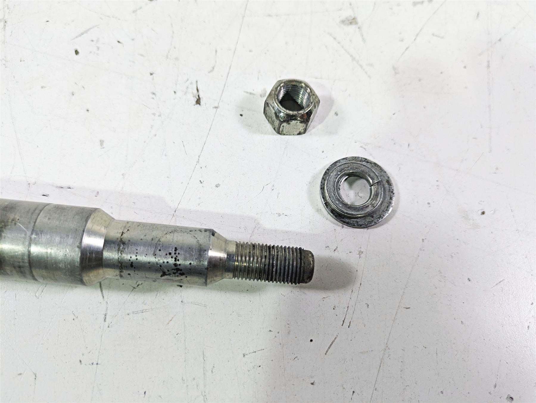 2003 Harley Touring FLHTCUI 100TH E-Glide Front Axle Wheel Spindle 1" 43364-00 {{ shop.shopifyCountryName }} - Mototech271
