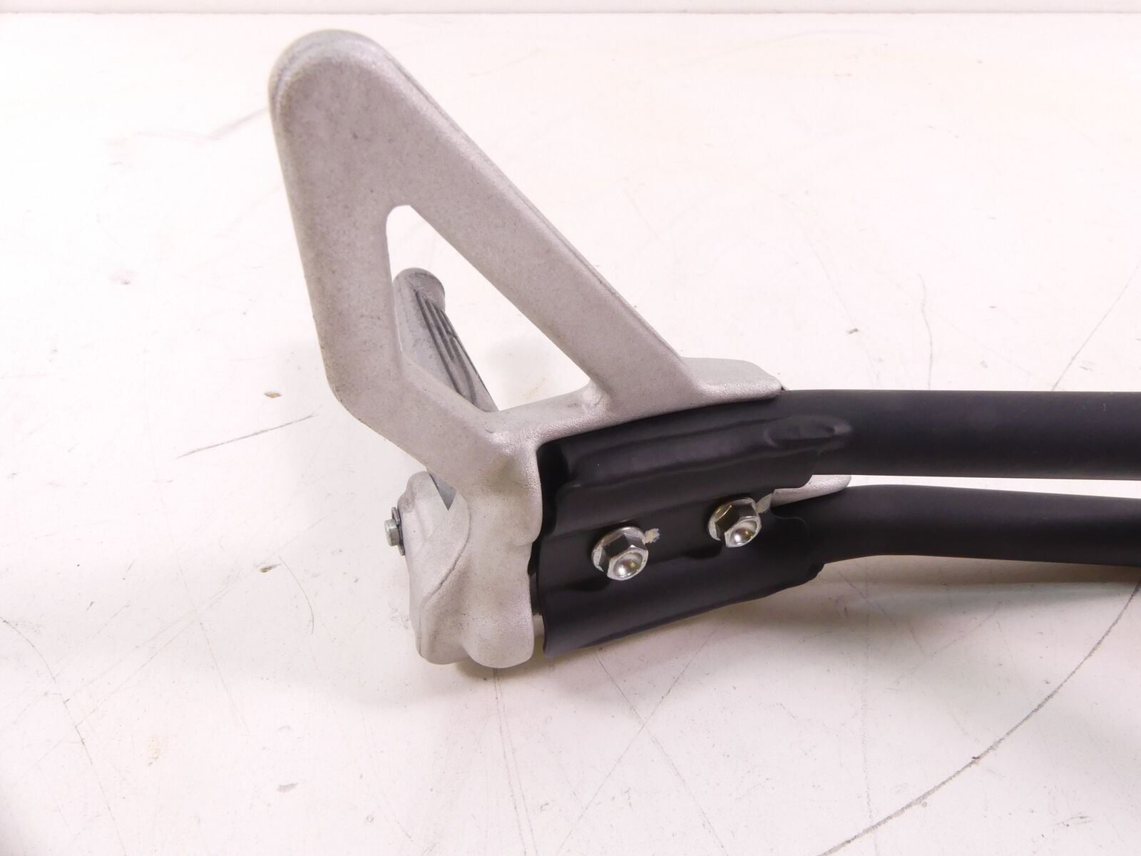 2014 MV Agusta B3 Brutale 800 EAS Rear Footpeg Foot Peg Left & Bracket 8000B6374 {{ shop.shopifyCountryName }} - Mototech271