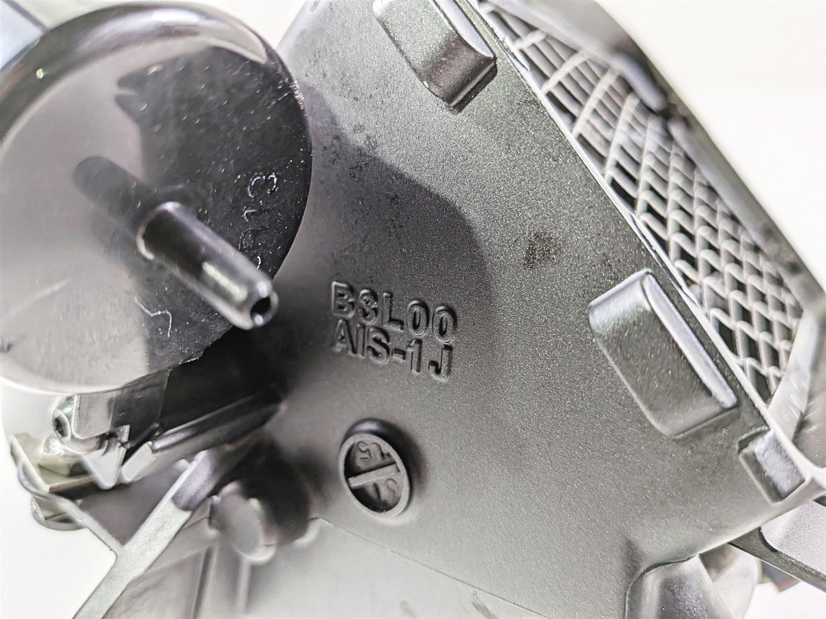 2024 Yamaha YZF R1 RN65 Front Center Air Duct Intake & Diaphragm B3L-2832E-00 {{ shop.shopifyCountryName }} - Mototech271