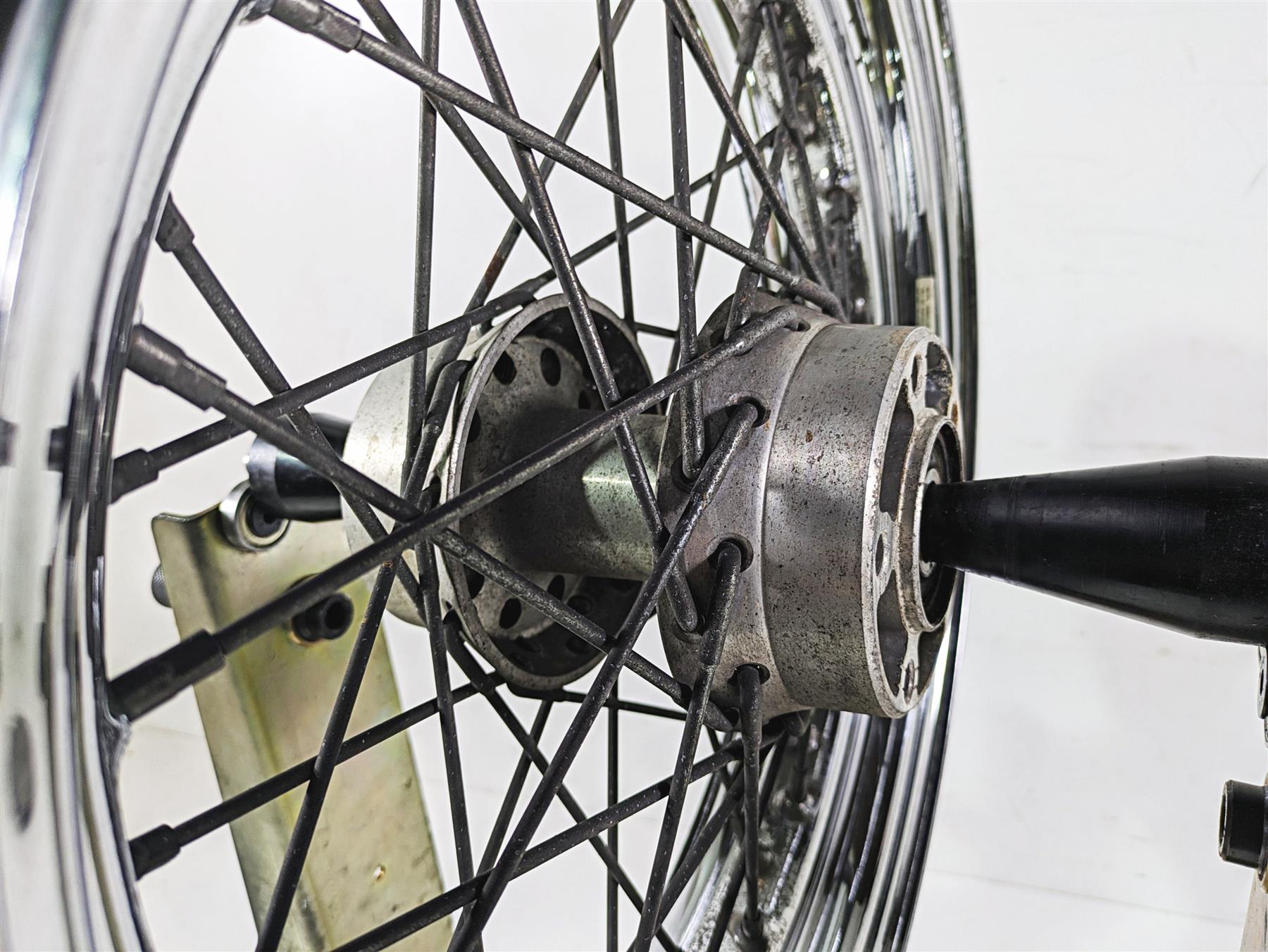 2002 Harley FLSTC Softail Heritage 16x3 Spoke Rear Wheel Rim 40975-05A {{ shop.shopifyCountryName }} - Mototech271