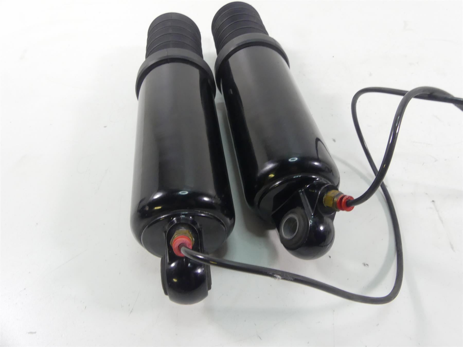 2007 Harley FLHTCU SE CVO Electra Glide Rear Shock Damper Set 13" 54565-97C {{ shop.shopifyCountryName }} - Mototech271