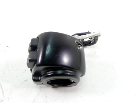 2017 Harley Softail FXSB Breakout Right Hand Control Switch -Read 71500297 {{ shop.shopifyCountryName }} - Mototech271