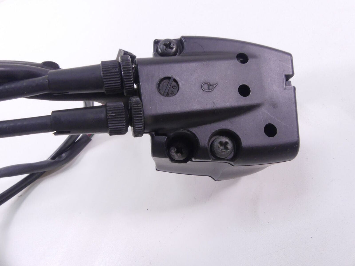 2012 Victory High Ball Right Hand Control Switch Start Stop Kill Throttle 401135 {{ shop.shopifyCountryName }} - Mototech271