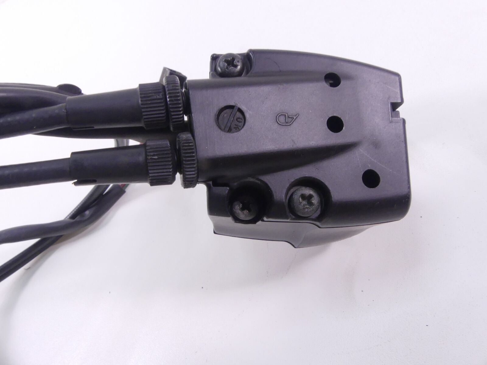 2012 Victory High Ball Right Hand Control Switch Start Stop Kill Throttle 401135 {{ shop.shopifyCountryName }} - Mototech271