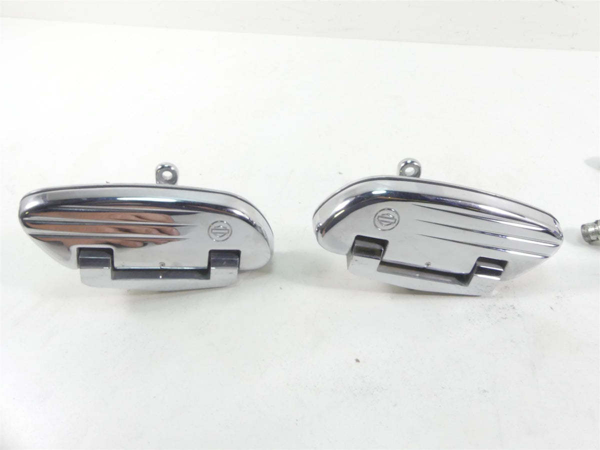 2004 Harley FLHTC SE CVO Electra Glide Floorboard Shift Brake Pedal Set 50683-04 {{ shop.shopifyCountryName }} - Mototech271