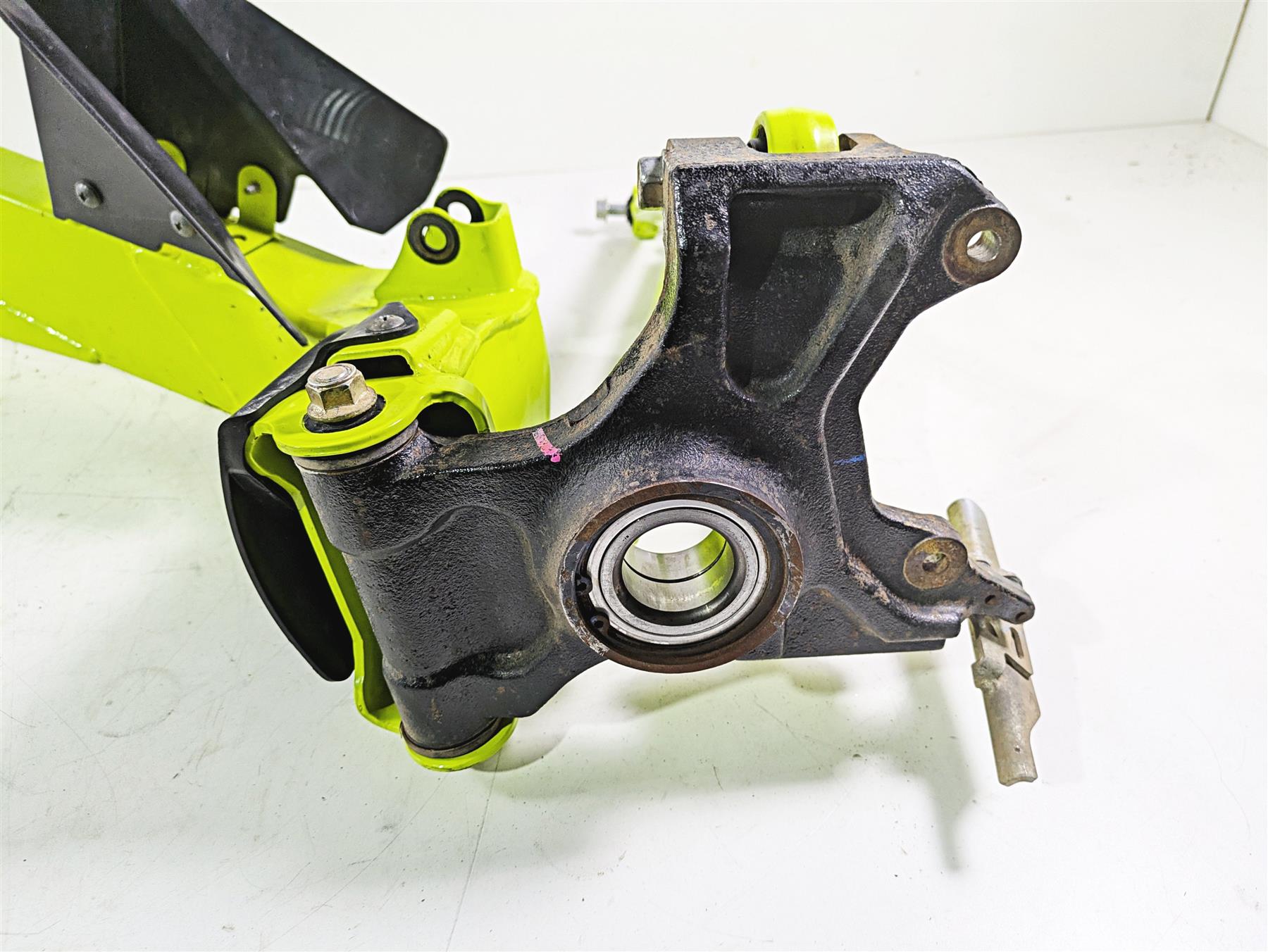 2021 Kawasaki Teryx KRX KRF 1000 Rear Left Trailing Arm 39007-0428 39186-0325 {{ shop.shopifyCountryName }} - Mototech271