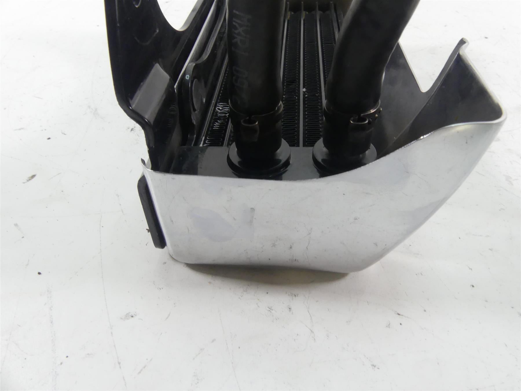 2005 Harley Touring CVO FLHTCSE Electra Glide Oil Cooler & Cover Set 62994-04 {{ shop.shopifyCountryName }} - Mototech271