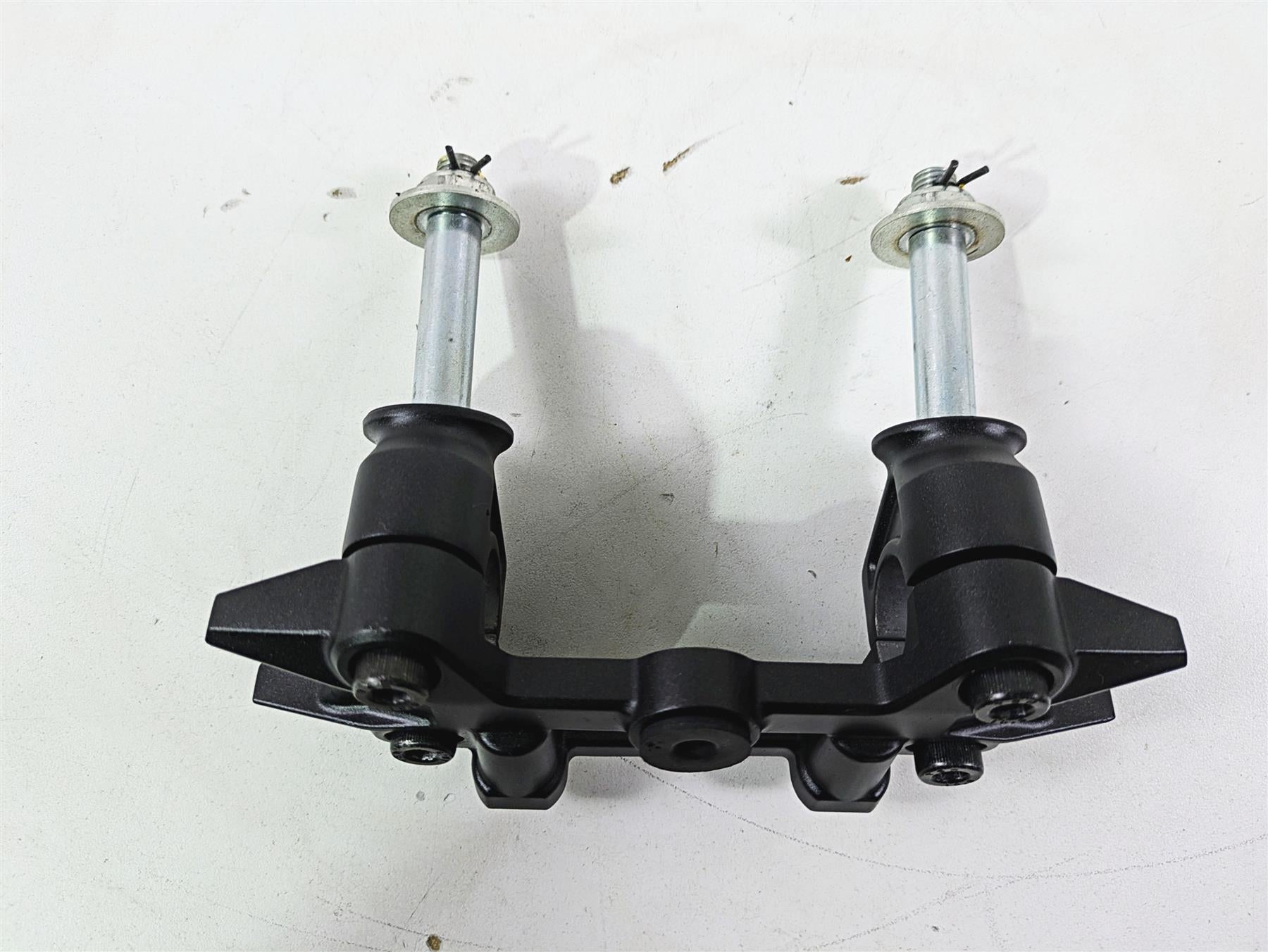 2021 Kawasaki Z900 ZR900 Handlebar Riser Holder Mount Set 46012-0396-18R {{ shop.shopifyCountryName }} - Mototech271