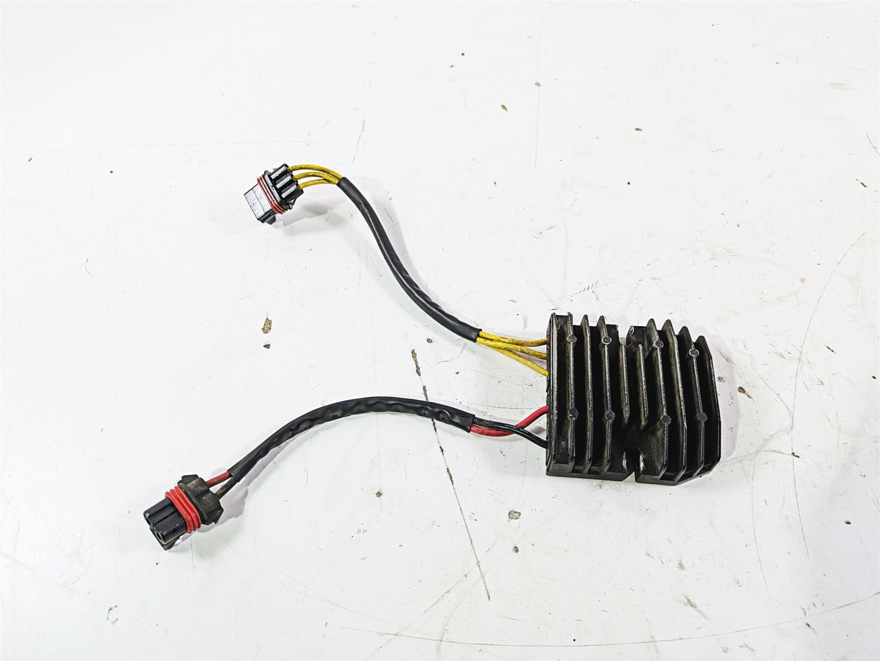 2004 Victory Kingpin Rectifier Voltage Regulator 2410337 {{ shop.shopifyCountryName }} - Mototech271