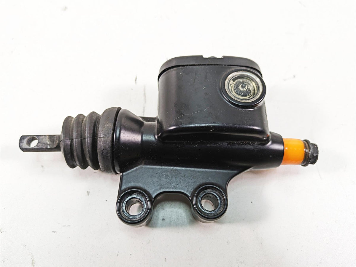 2019 Harley Touring FLHX Street Glide Rear Brake Master Cylinder 41700028A {{ shop.shopifyCountryName }} - Mototech271