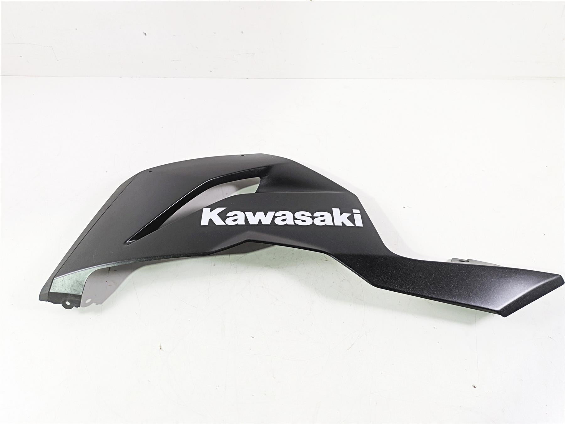 2020 Kawasaki ZX6R ZX636 Ninja Front Left Lower Fairing Belly Cover 55028-0450 {{ shop.shopifyCountryName }} - Mototech271