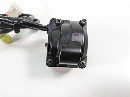 2018 KTM 1090 Adventure R Right E-Throttle Start Control Switch 76011073100 {{ shop.shopifyCountryName }} - Mototech271