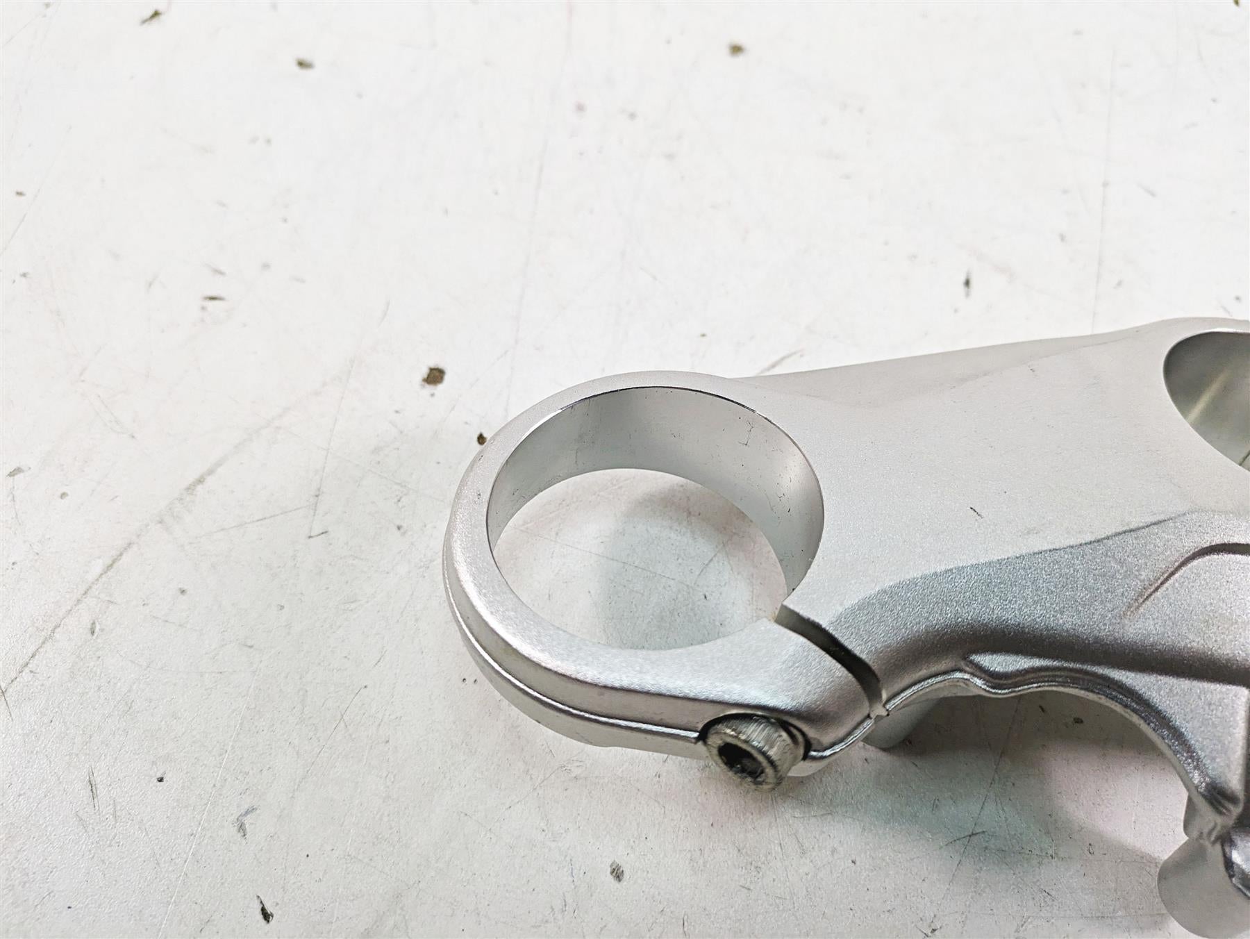 2013 MV Agusta F3 675 ERA Upper Triple Tree Steering Clamp 8000B5703 {{ shop.shopifyCountryName }} - Mototech271