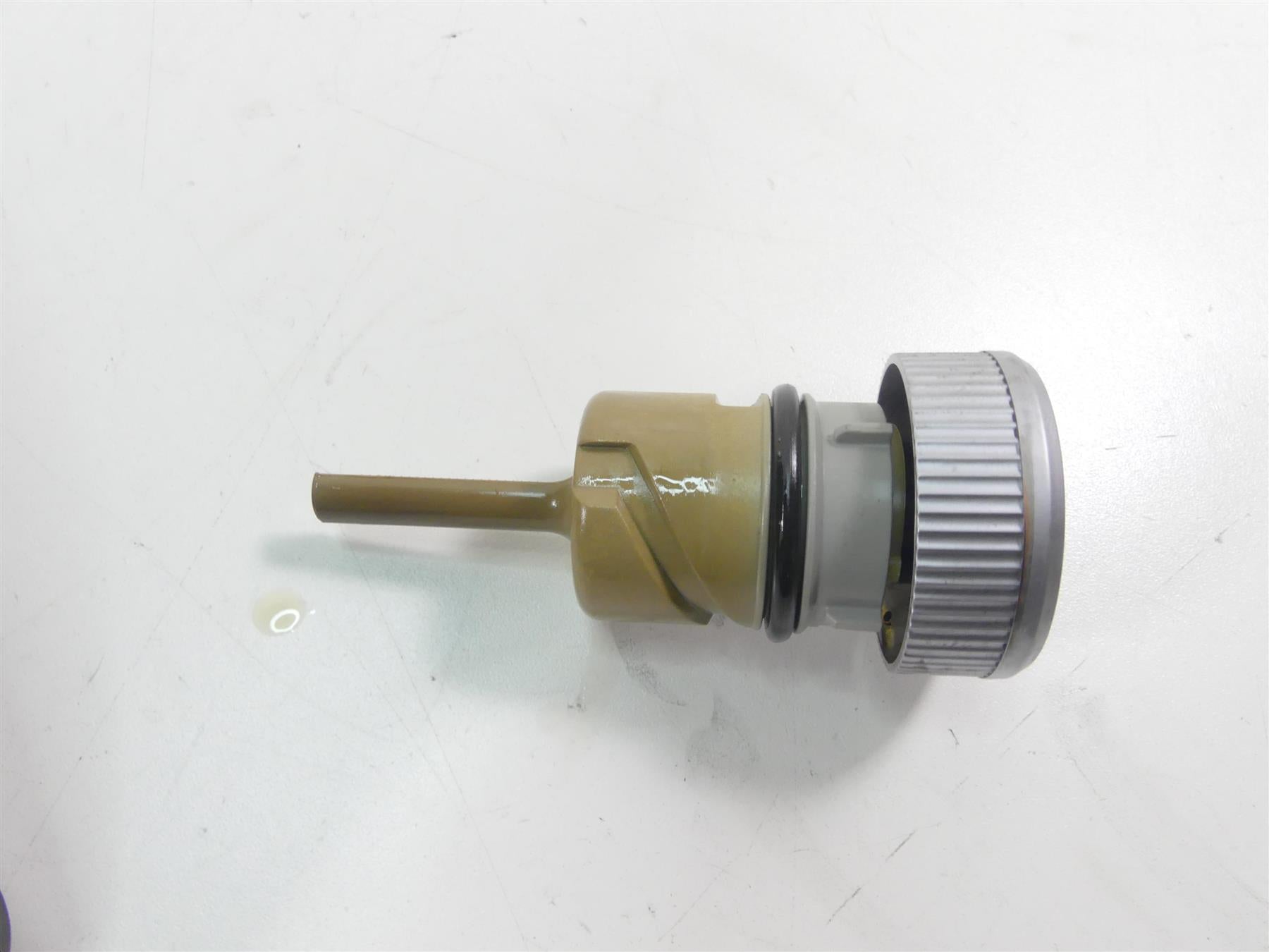 2009 Harley XR1200 Sportster Oil Tank Reservoir & Dipstick 62888-08 {{ shop.shopifyCountryName }} - Mototech271