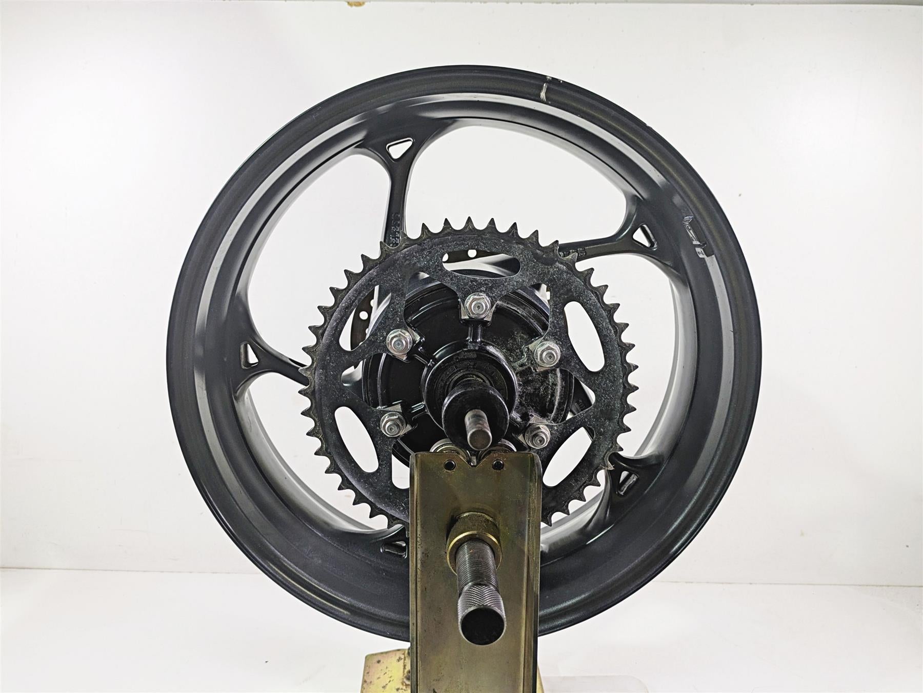 2024 Triumph Street Triple 765 R Straight 17x5.5 Rear Wheel Rim T2019906 {{ shop.shopifyCountryName }} - Mototech271