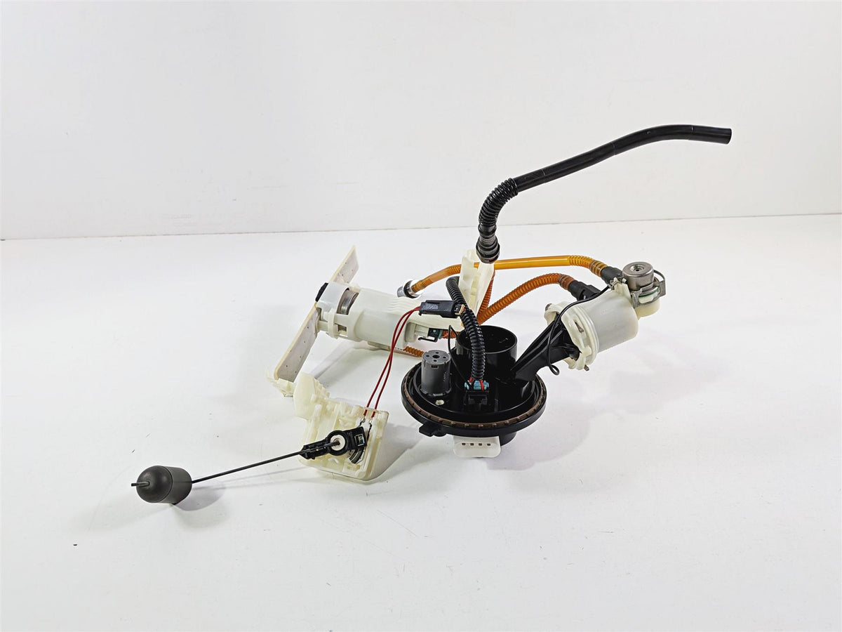 2014 Harley Touring FLHTK Electra Glide Fuel Gas Petrol Pump - Tested 75069-08C-Mototech271