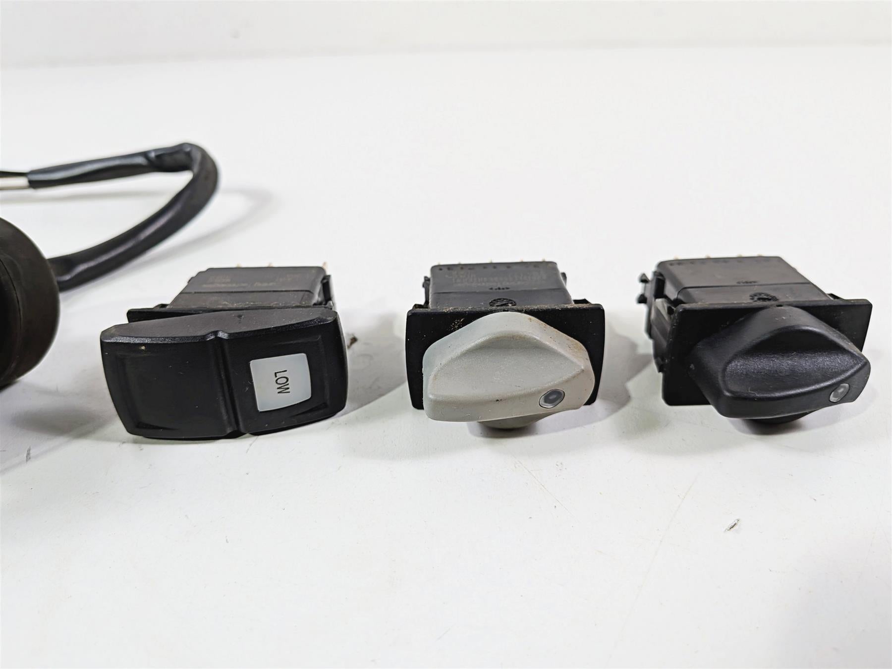 2021 Kawasaki Teryx KRX KRF 1000 ES Ignition Light Awd Switch Key Set 27005-0643 {{ shop.shopifyCountryName }} - Mototech271