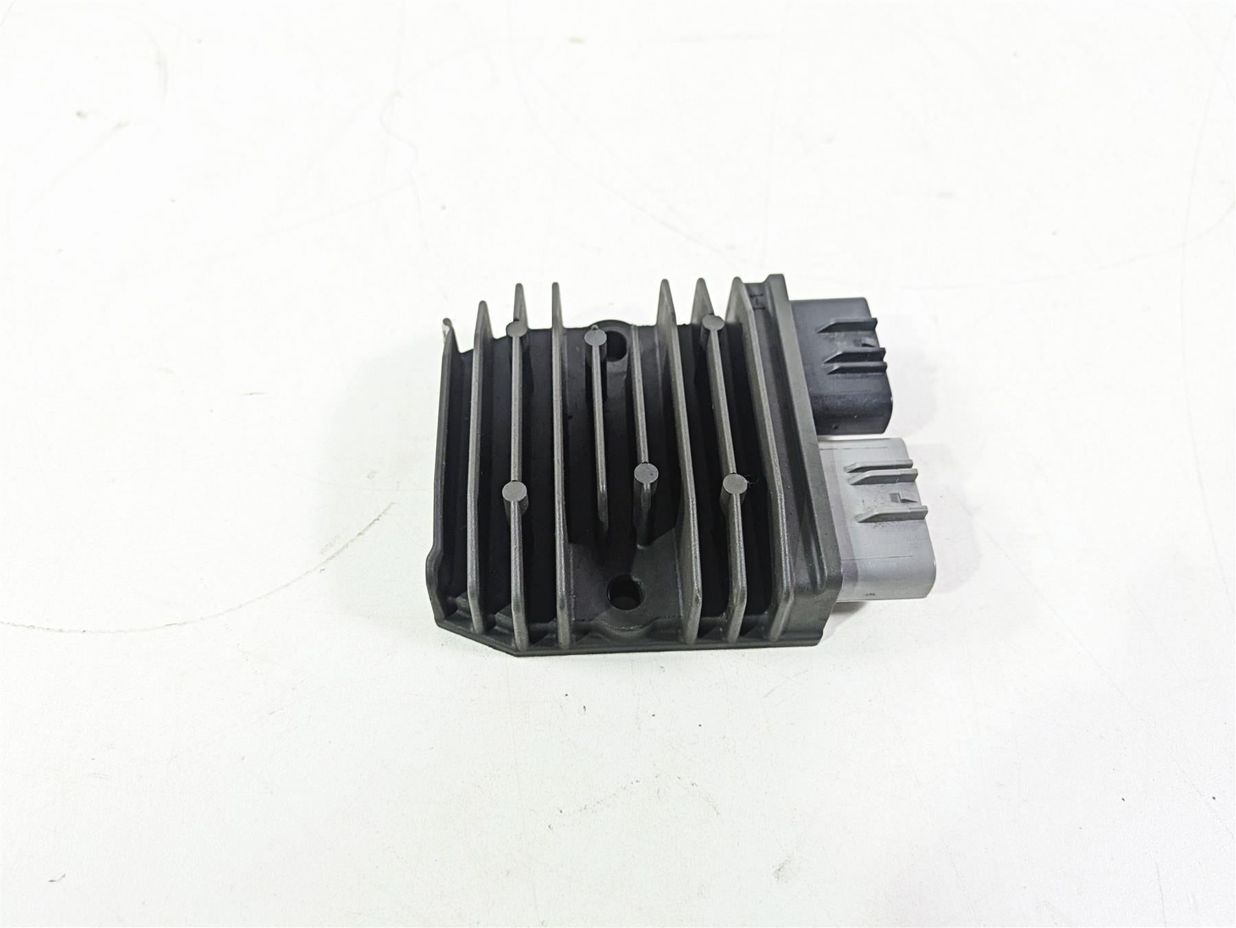 2015 Ducati Hypermotard 821 SP Rectifier Voltage Regulator SH821AA 54040321A {{ shop.shopifyCountryName }} - Mototech271