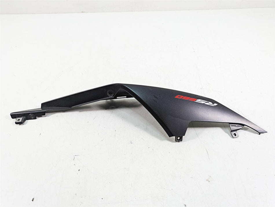 2021 Aprilia RS660 Right Tail Cover Fairing Cowl - Read 2B006647 {{ shop.shopifyCountryName }} - Mototech271