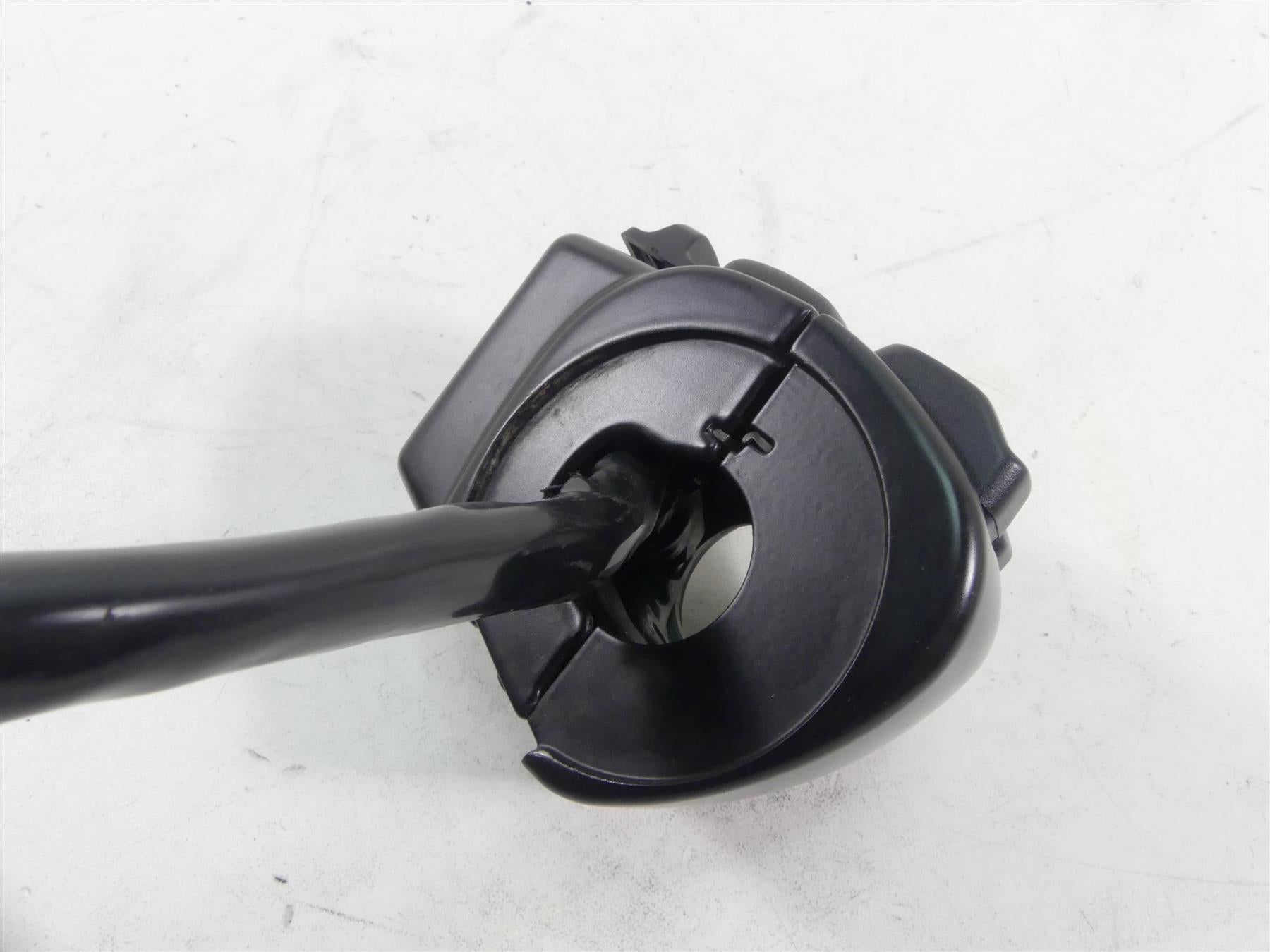 2012 Harley Touring FLHX Street Glide Left Hand Audio Control Switch 71682-06 {{ shop.shopifyCountryName }} - Mototech271