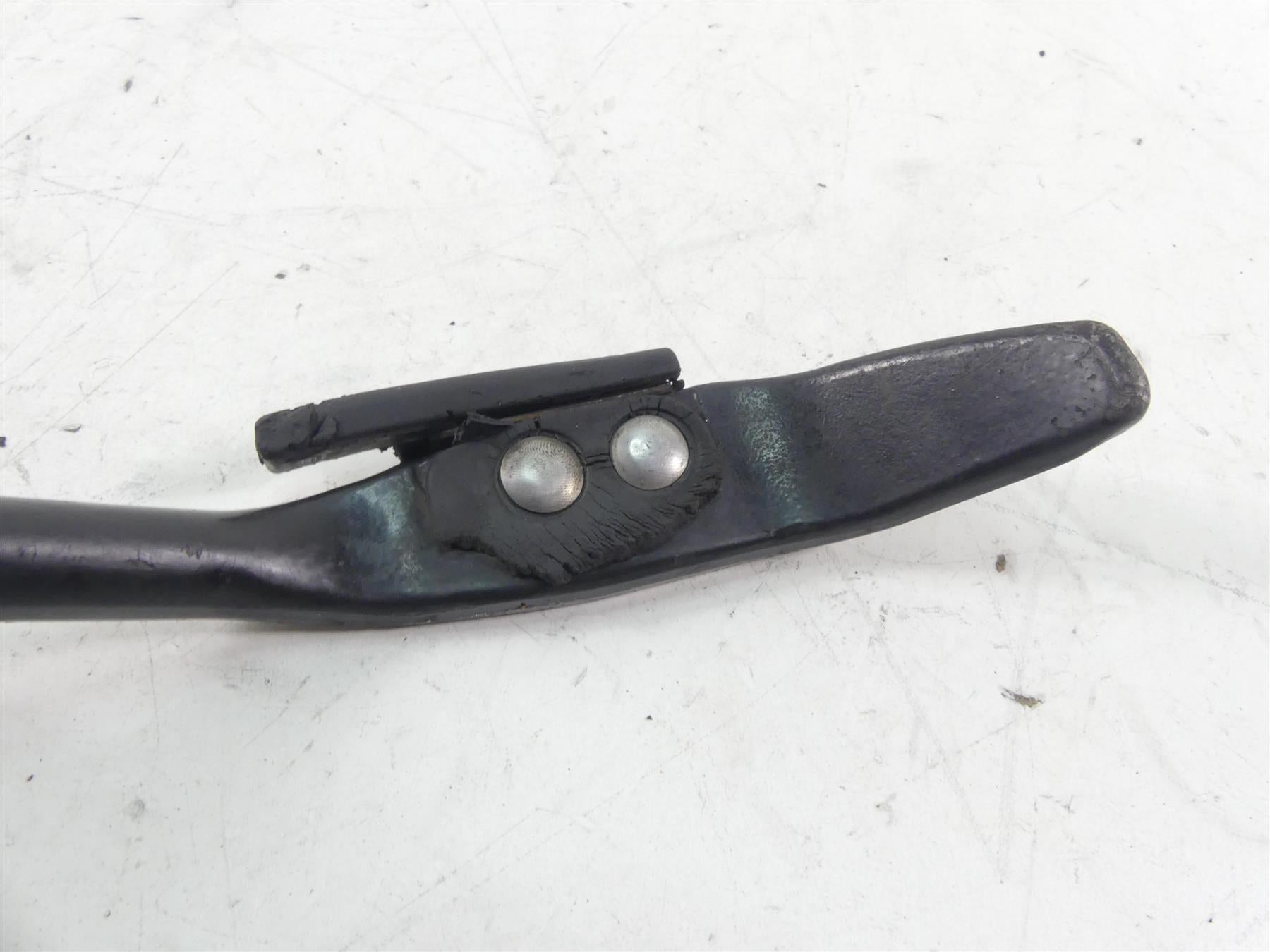 2012 Victory Cross Country Side Kick Stand Kickstand 5137601 2204489 {{ shop.shopifyCountryName }} - Mototech271