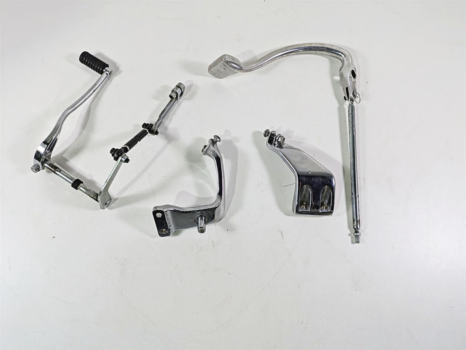 2014 Harley FXDL Dyna Low Rider Further Forward Mid-Control Footpeg Kit 50500386 {{ shop.shopifyCountryName }} - Mototech271