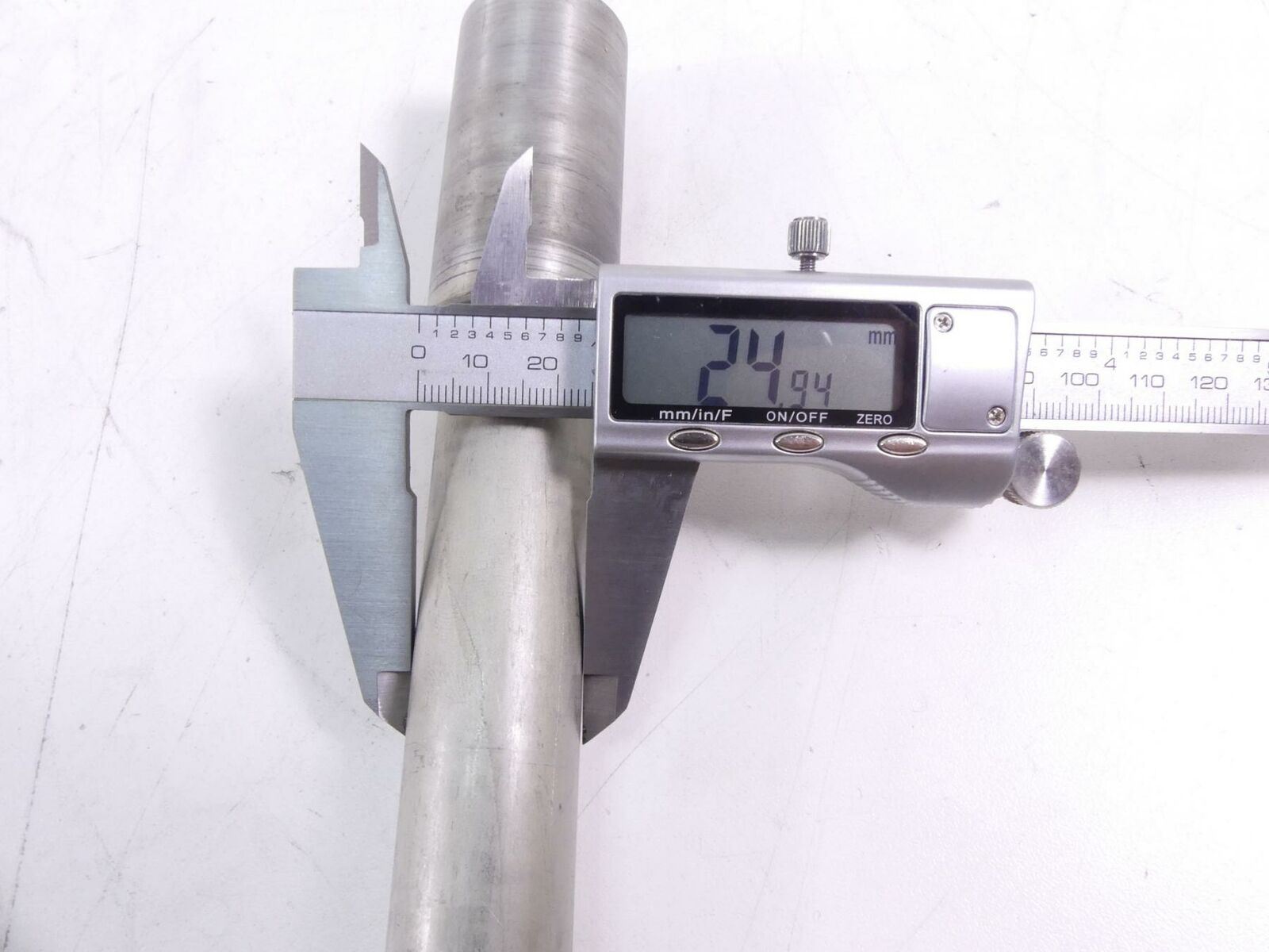 2006 Suzuki M109R VZR1800 Boulevard Front Axle Wheel Spindle 25mm 54711-48G00 {{ shop.shopifyCountryName }} - Mototech271