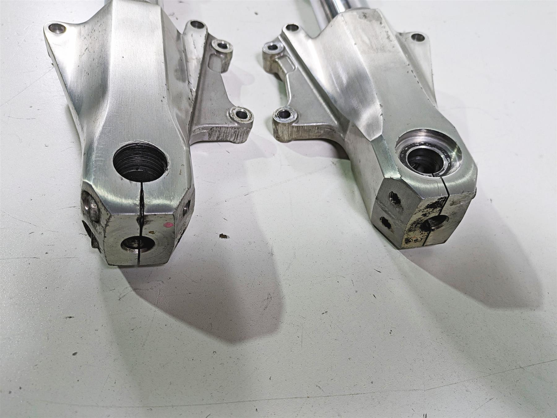 2002 Honda VTX1800 Retro Showa Front Fork Leg Set 51400-MCV-003 51500-MCV-003 {{ shop.shopifyCountryName }} - Mototech271