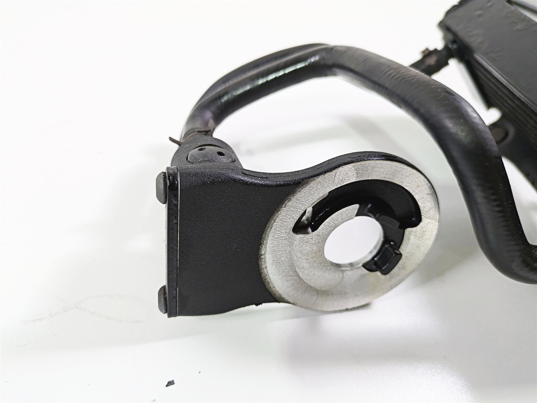 2010 Harley Touring FLHTK Electra Glide Oil Cooler & Flange 63083-11A {{ shop.shopifyCountryName }} - Mototech271