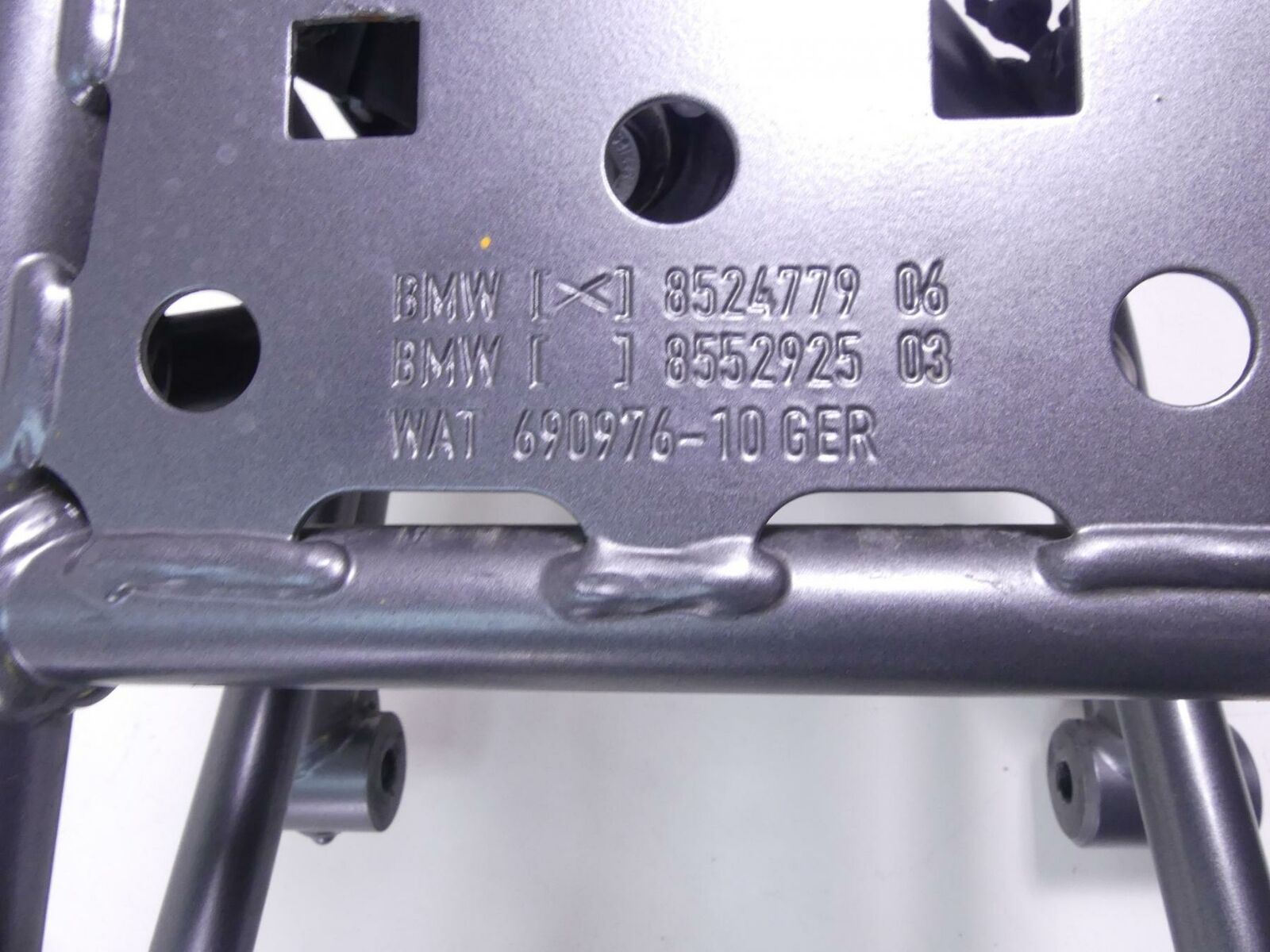 2016 BMW R1200R K53 Straight Main Frame Chassis Slvg 46518524779 / 46518387843 {{ shop.shopifyCountryName }} - Mototech271