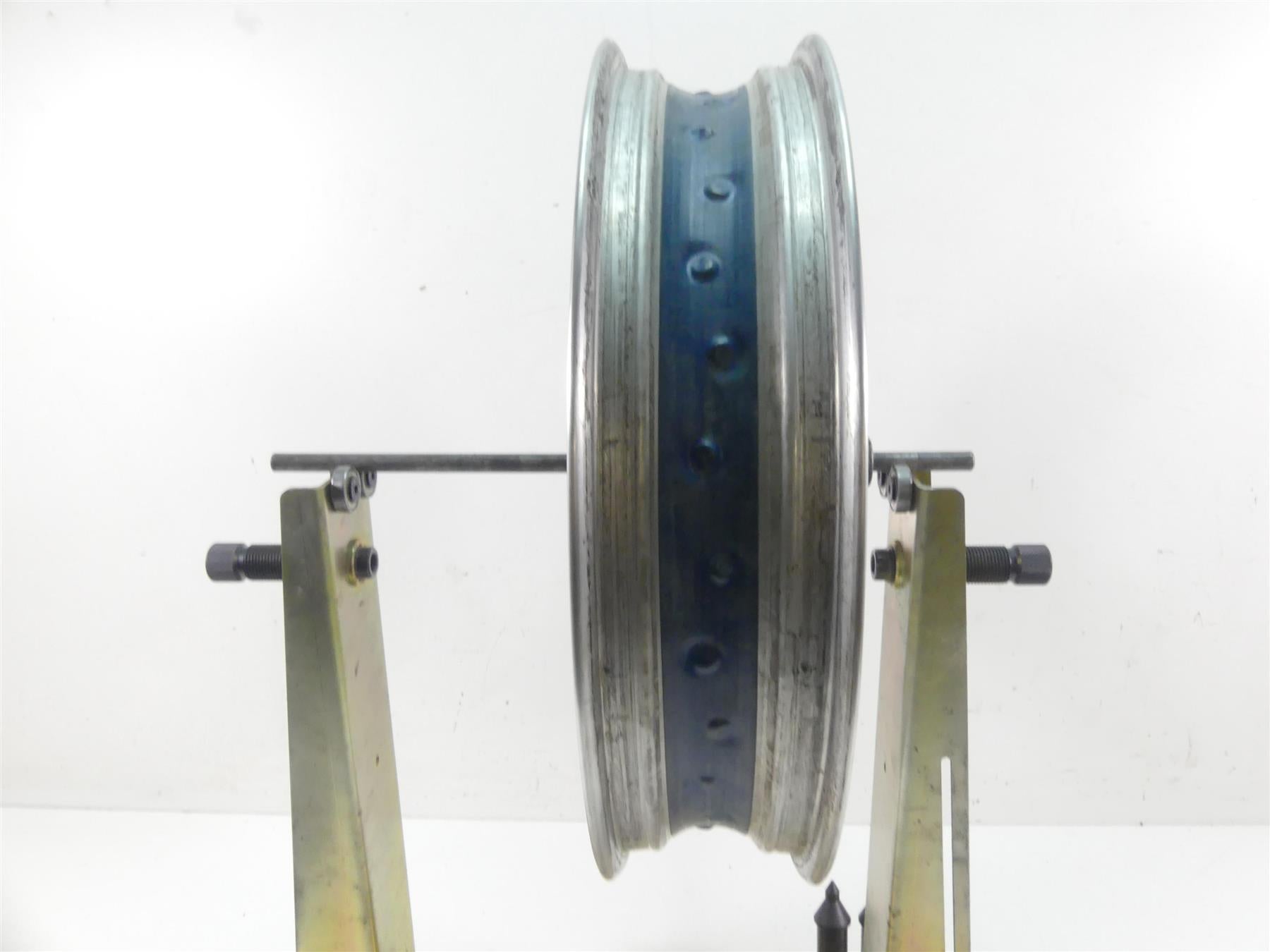 2017 Triumph Thruxton 1200 R Excel 17x3.5 Front Wheel Rim - Read T2001130 {{ shop.shopifyCountryName }} - Mototech271