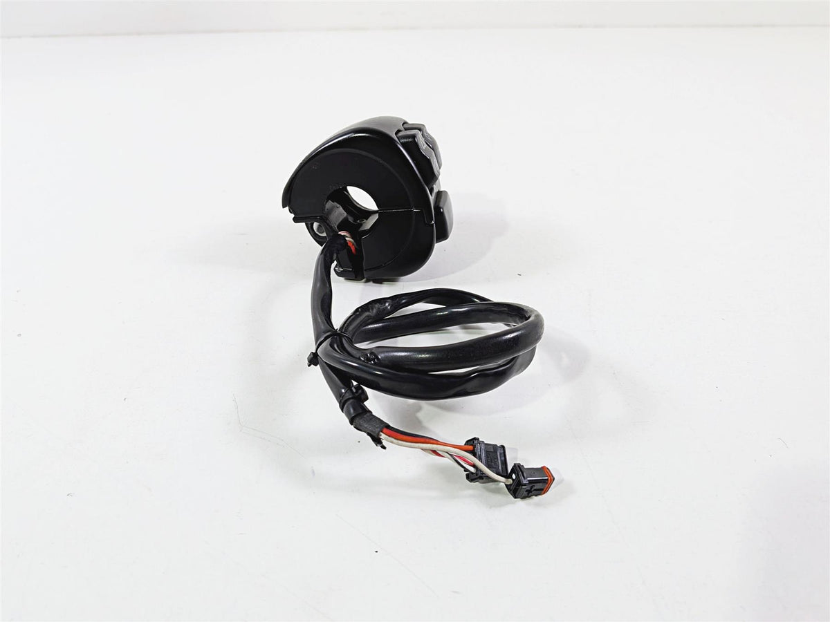 2022 Harley Softail FXLRST Low Rider Right Hand Control Switch -Read 71500462A {{ shop.shopifyCountryName }} - Mototech271