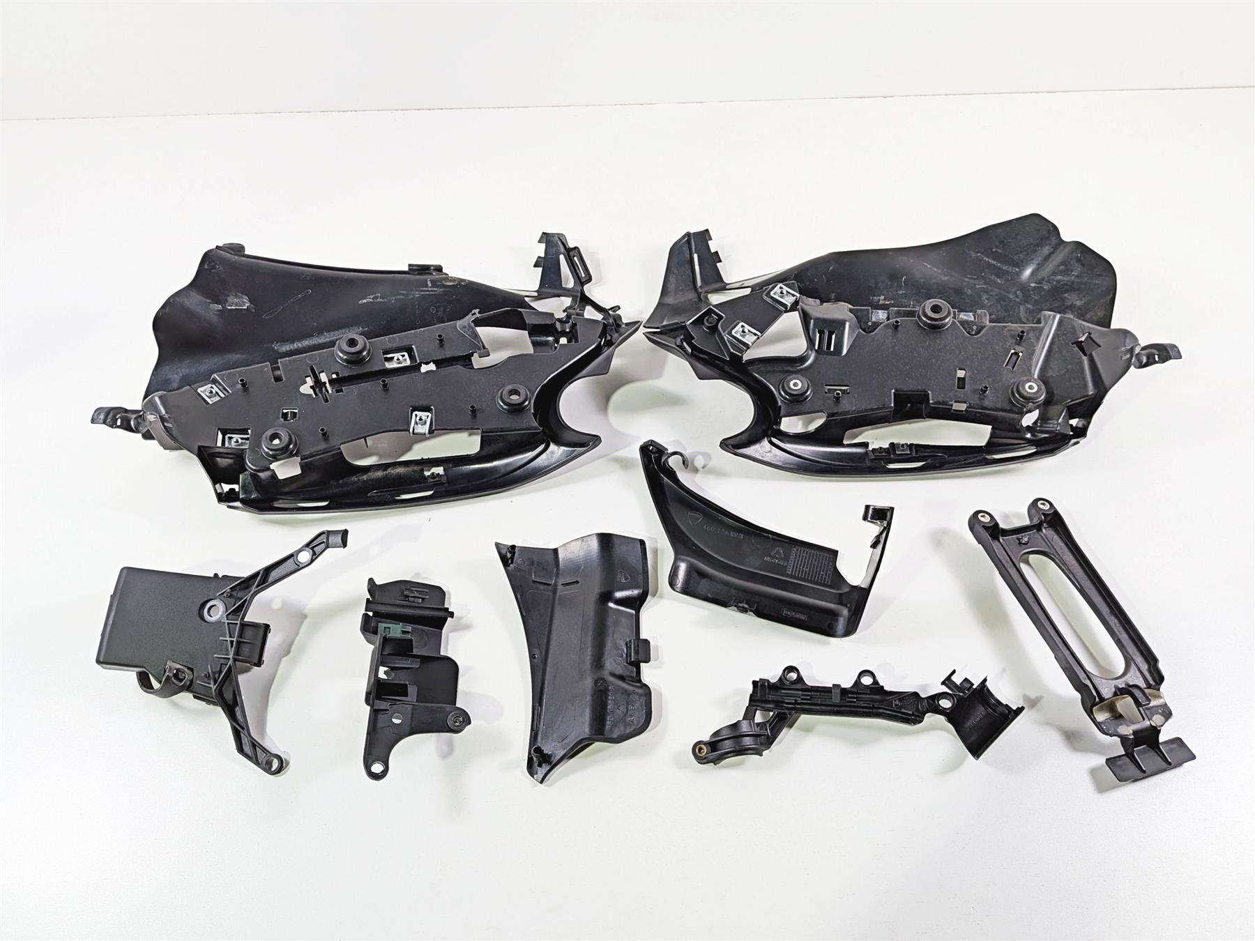 2019 Ducati 959 Panigale Rectifier Battery Carrier Cover Cowl Set 8291A371A {{ shop.shopifyCountryName }} - Mototech271