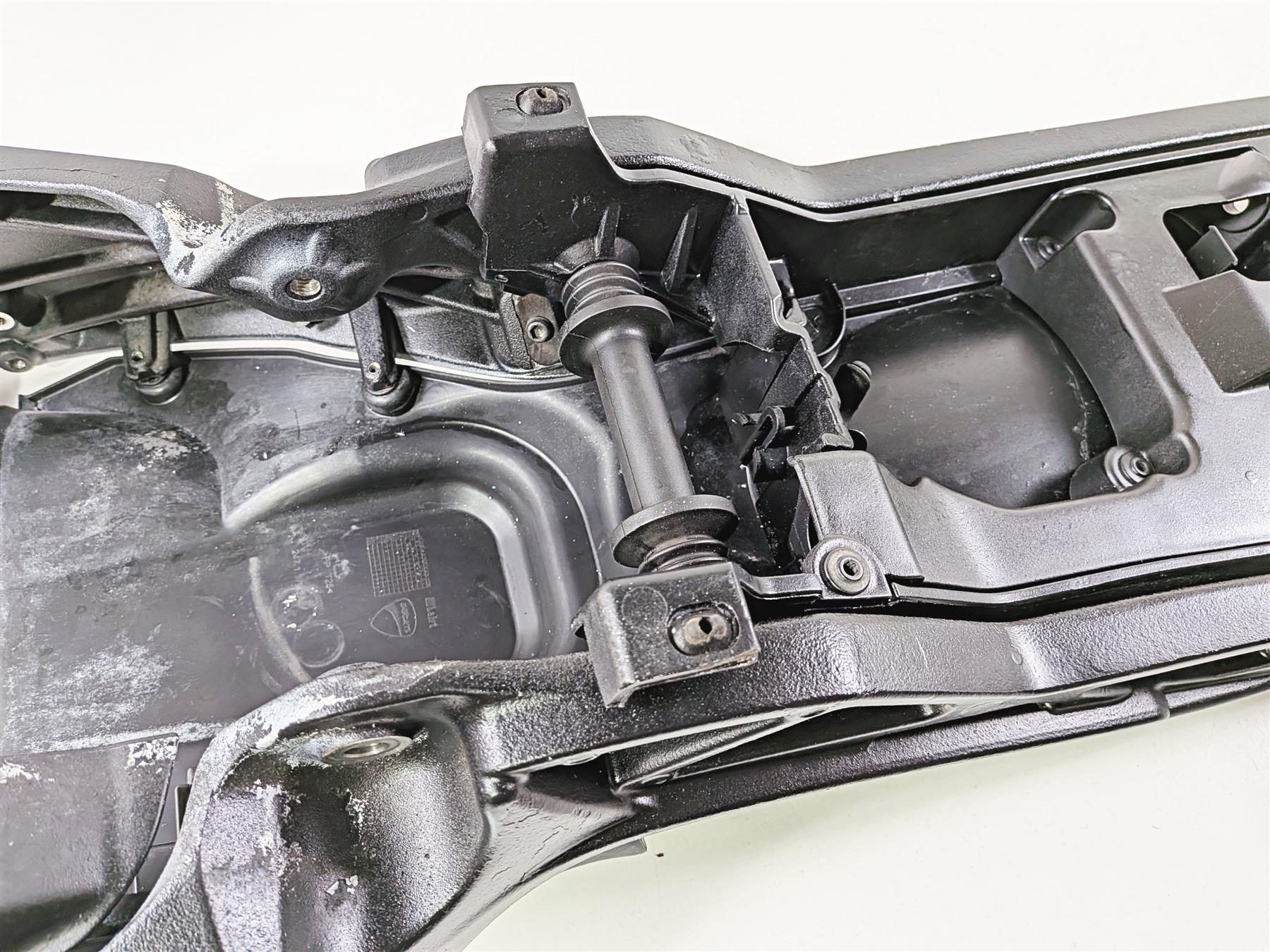 2015 Ducati Diavel Dark Subframe Inner Fender & Handle 47110224CB 47110213CB-Mototech271