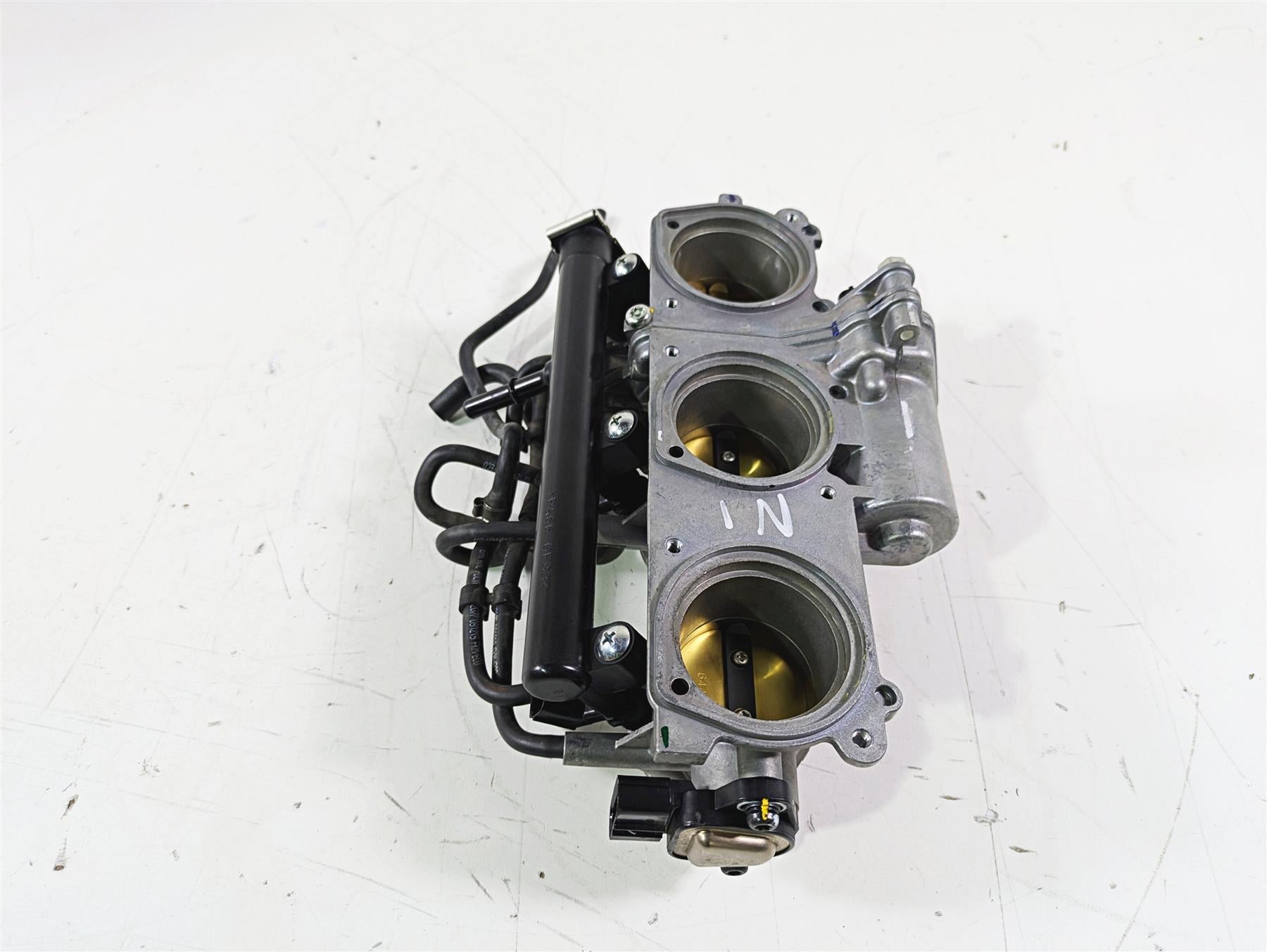 2020 Triumph Daytona 765 Moto2 Throttle Body Fuel Injection T1243540 {{ shop.shopifyCountryName }} - Mototech271