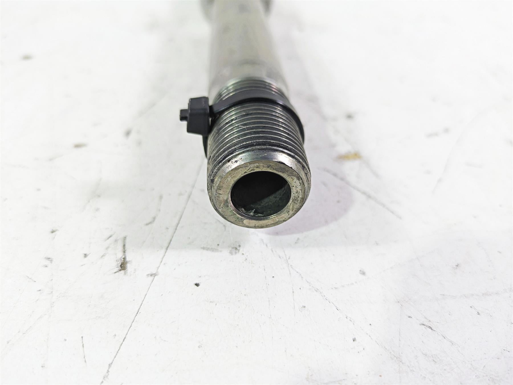 2021 Harley Softail FLSL Slim Front Wheel Spindle Axle 43000080 {{ shop.shopifyCountryName }} - Mototech271