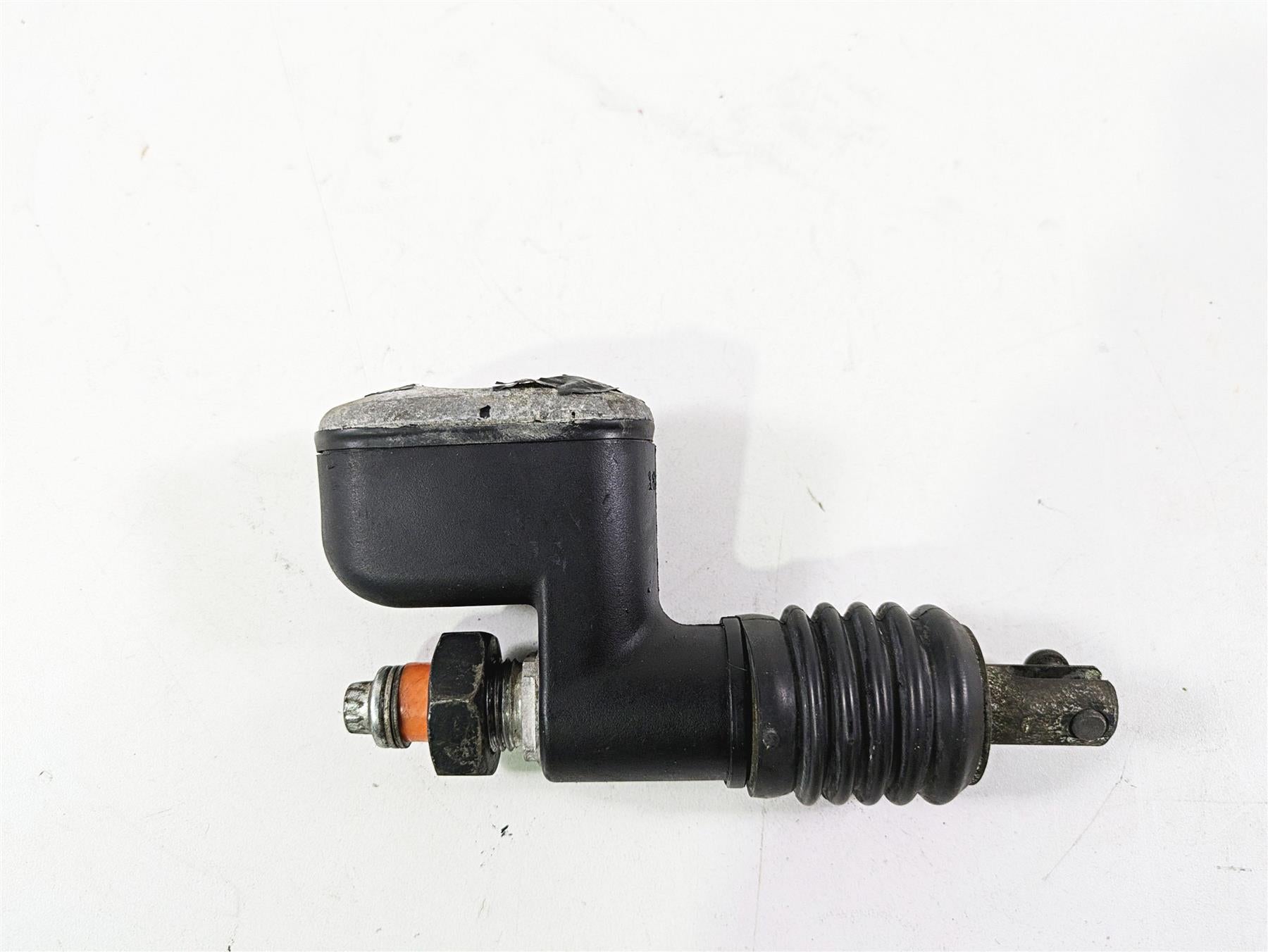 2008 Harley FLSTSB Cross Bones Rear Brake Master Cylinder - Read 41767-05E {{ shop.shopifyCountryName }} - Mototech271