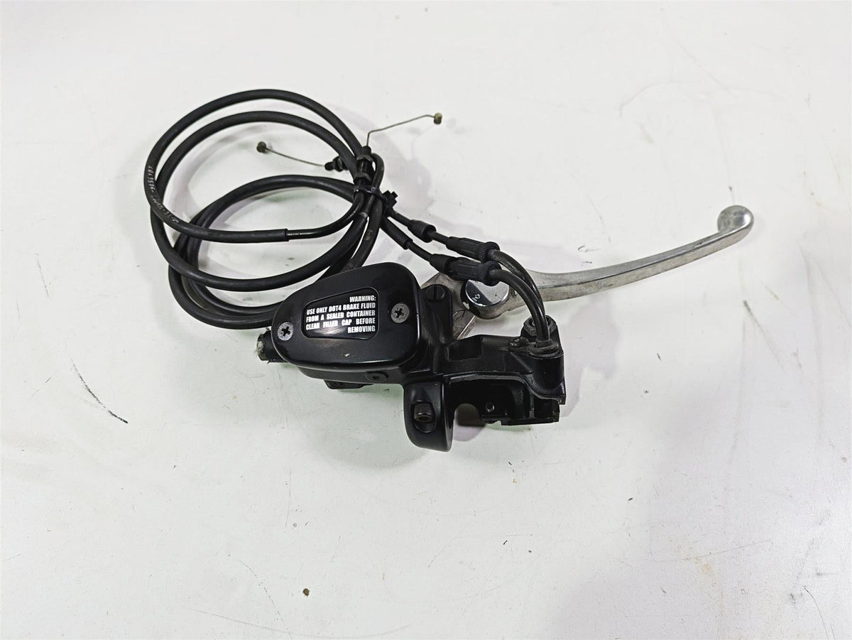 2006 Triumph Rocket 3 Front Brake Master Cylinder & Lever 5/8 T2028025 {{ shop.shopifyCountryName }} - Mototech271