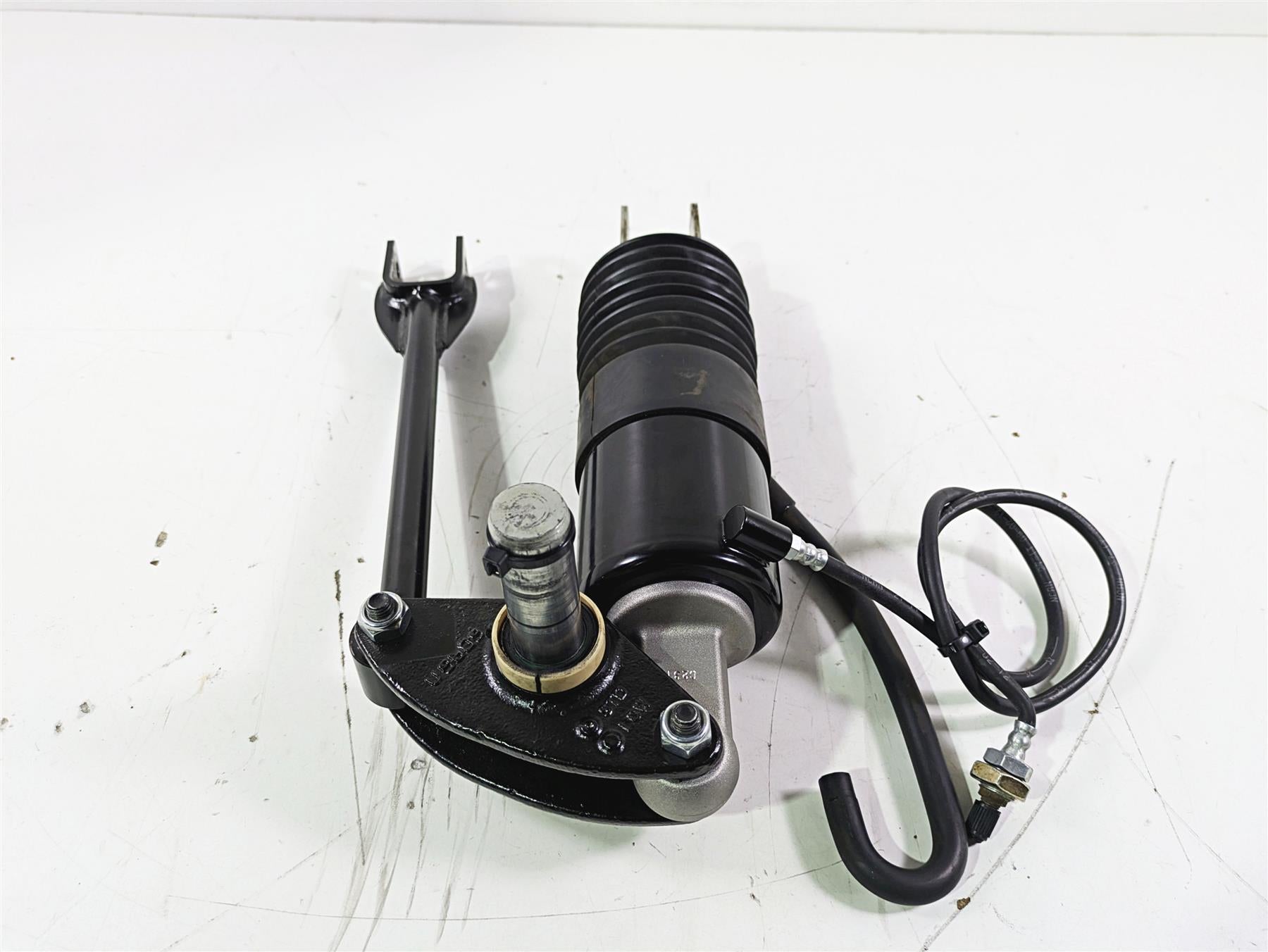 2012 Victory Cross Country Kyb Rear Air Shock Damper 90N/mm 1542905 {{ shop.shopifyCountryName }} - Mototech271