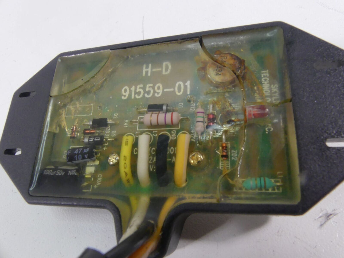 2006 Harley Touring FLHCU SE CVO Garage Door Transmitter Module HD383T 91559-01 {{ shop.shopifyCountryName }} - Mototech271