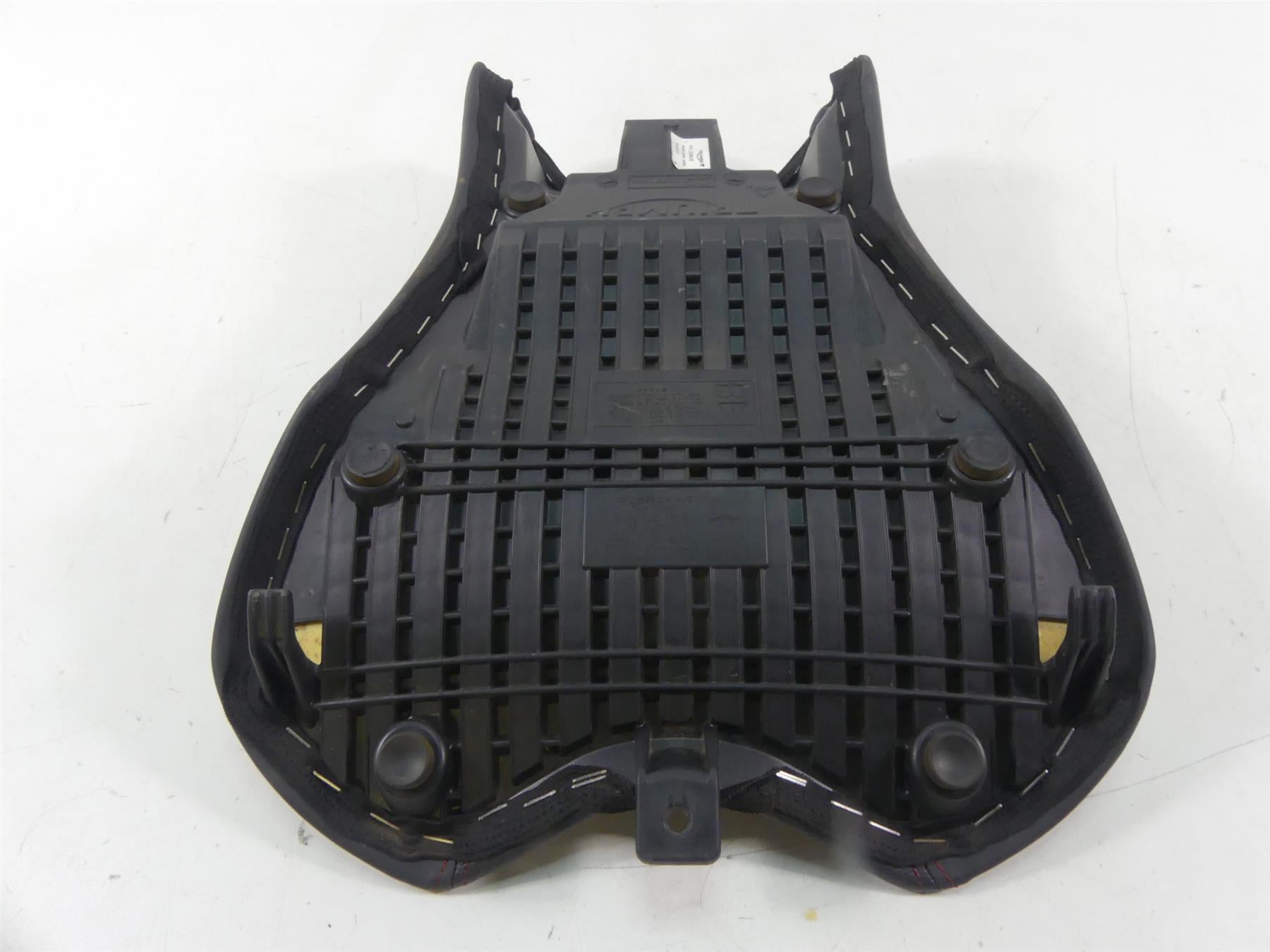 2019 Triumph Street Triple 765R Nice Front Driver Seat Saddle T2308428 {{ shop.shopifyCountryName }} - Mototech271