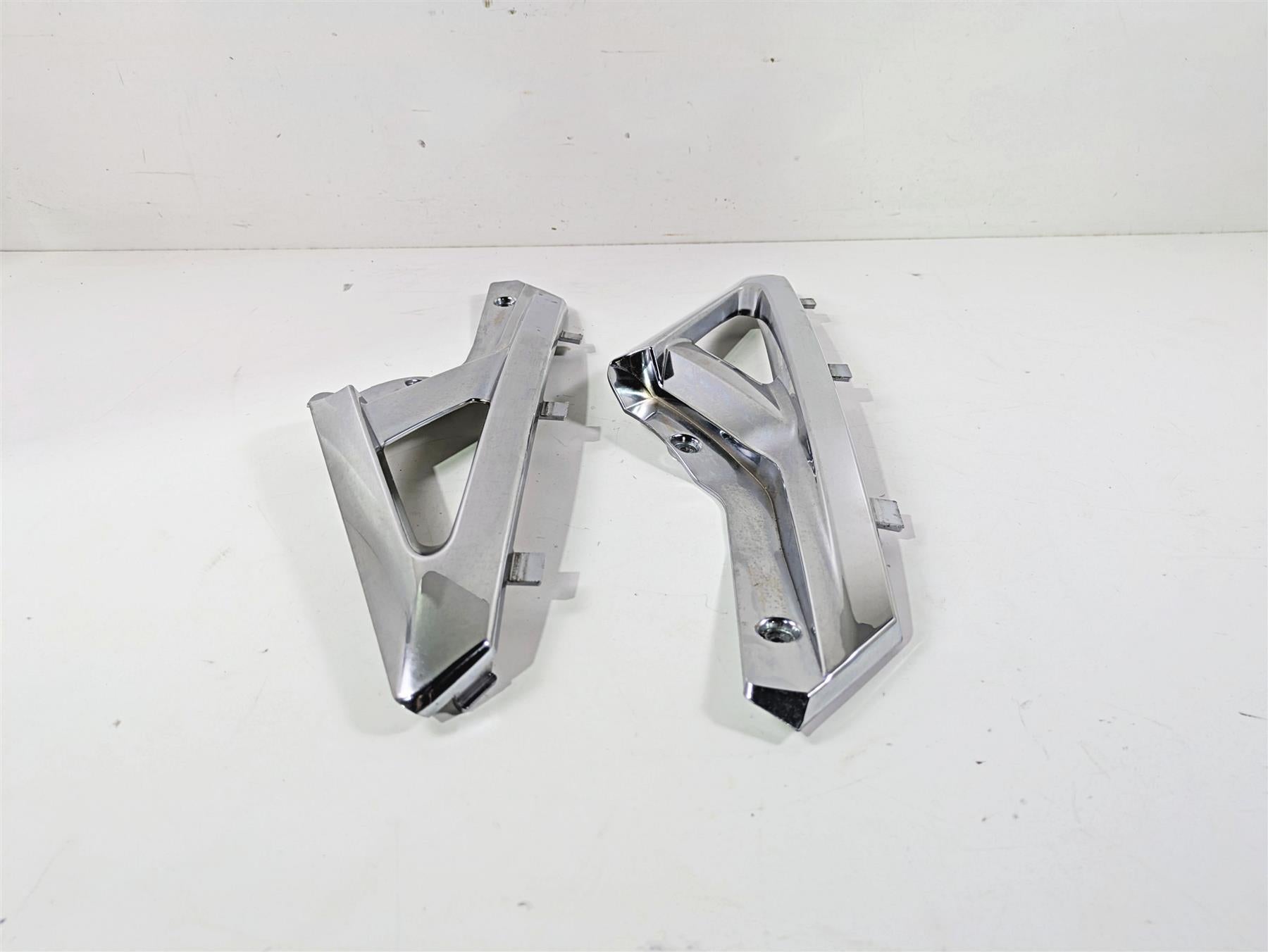 2019 Yamaha VX Cruiser HO 1800 Plastic Chrome Trim Cover Set F2X-U377G-00 {{ shop.shopifyCountryName }} - Mototech271