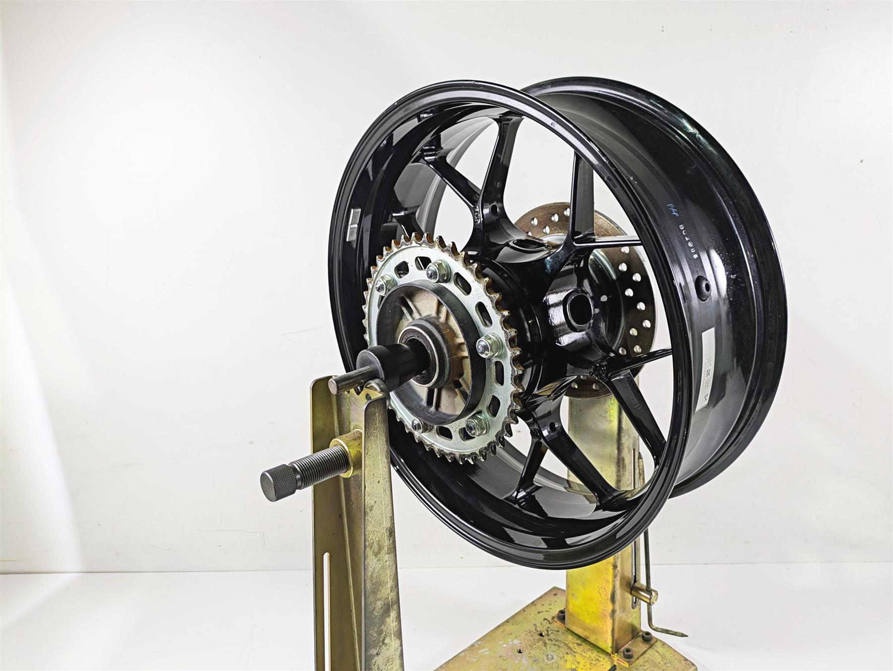 2025 Honda CBR600RR 17x5.5 Rear Wheel Rim - Runout 42650-MJC-A01ZC {{ shop.shopifyCountryName }} - Mototech271