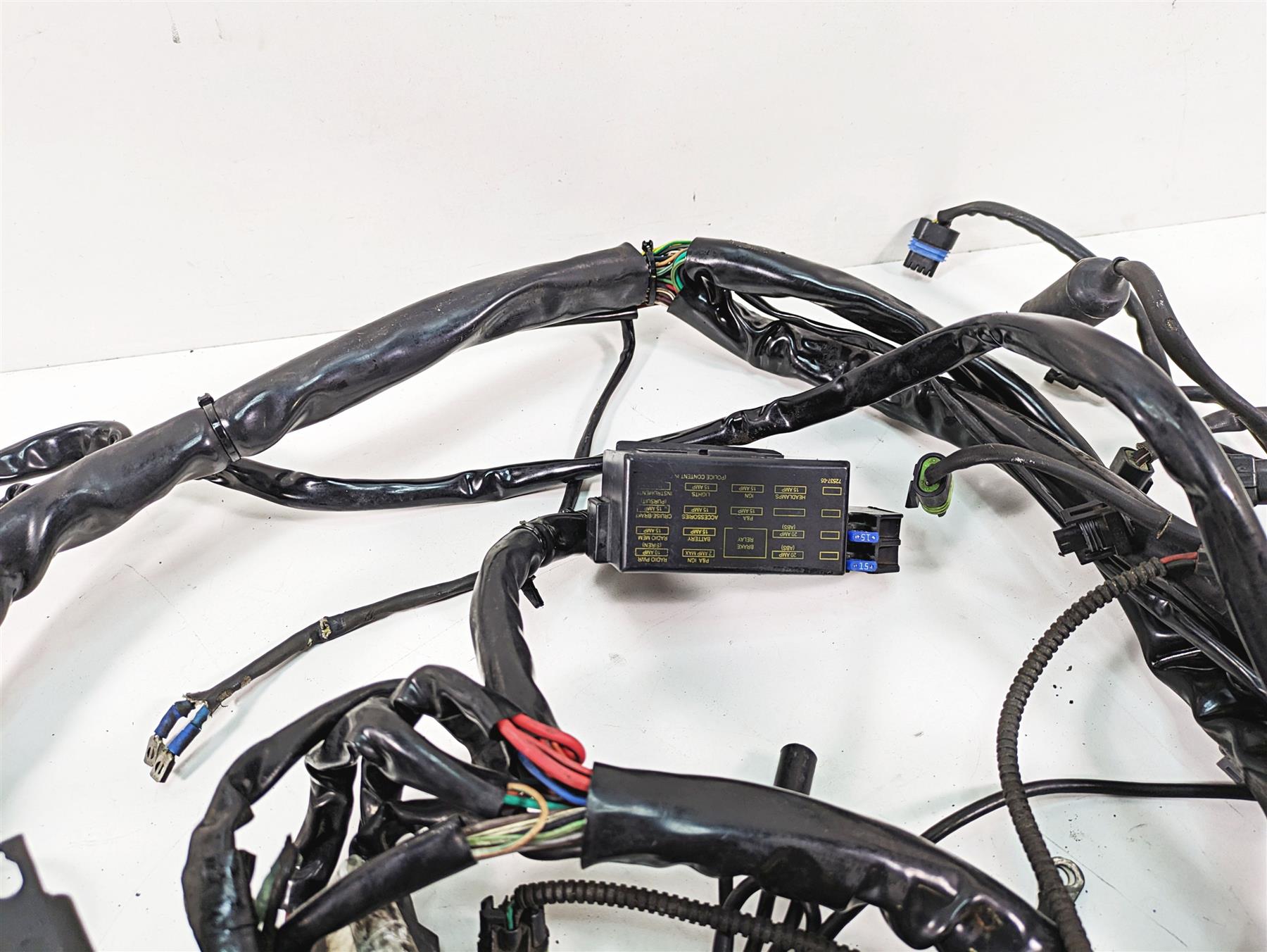 2005 Harley Touring FLHTCUI Electra Glide Main Wiring Harness Loom 70985-05 {{ shop.shopifyCountryName }} - Mototech271