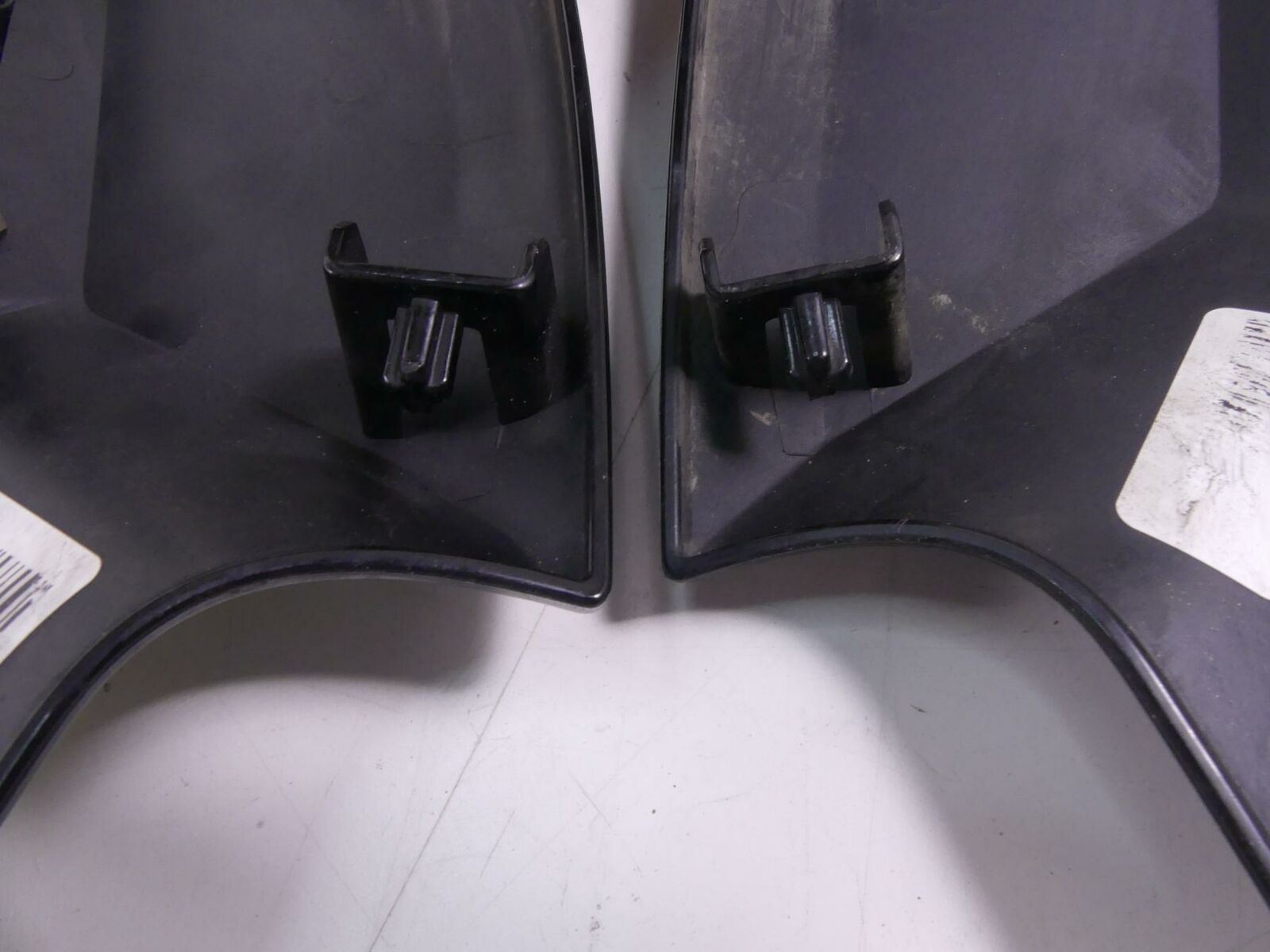 2018 BMW K1600 Bagger Between Leg Side Cover Faring Cowl Set 8557353 {{ shop.shopifyCountryName }} - Mototech271