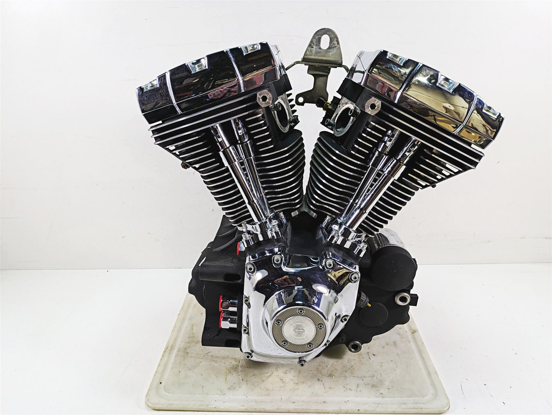 2009 Harley FXCWC Softail Rocker C Running 96ci B-Engine Motor 26k -Vid 19613-09 | Mototech271