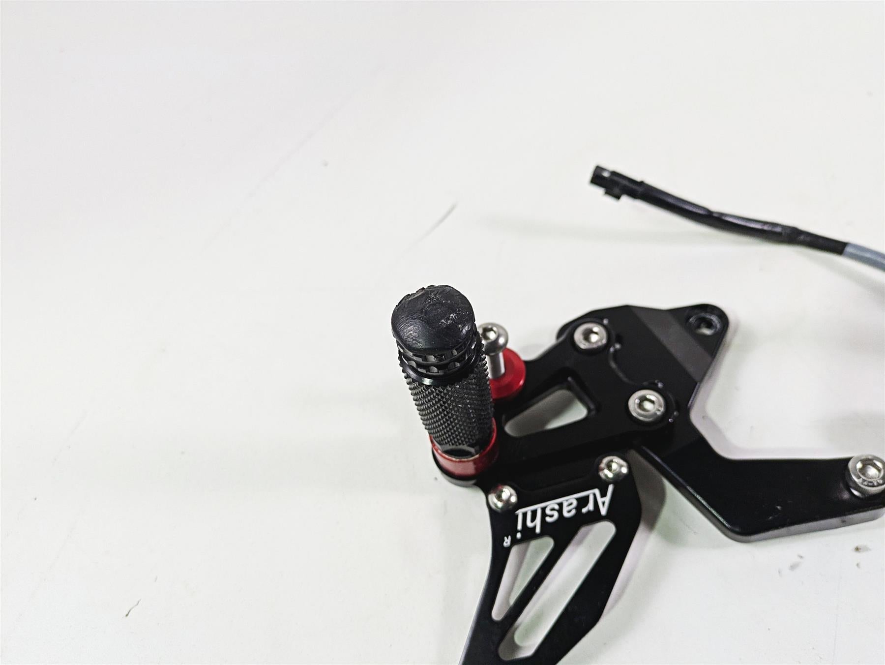 2021 Kawasaki Z900 ZR900 Arashi Rearset Foot Peg Lever Set M528-B074-BLK {{ shop.shopifyCountryName }} - Mototech271