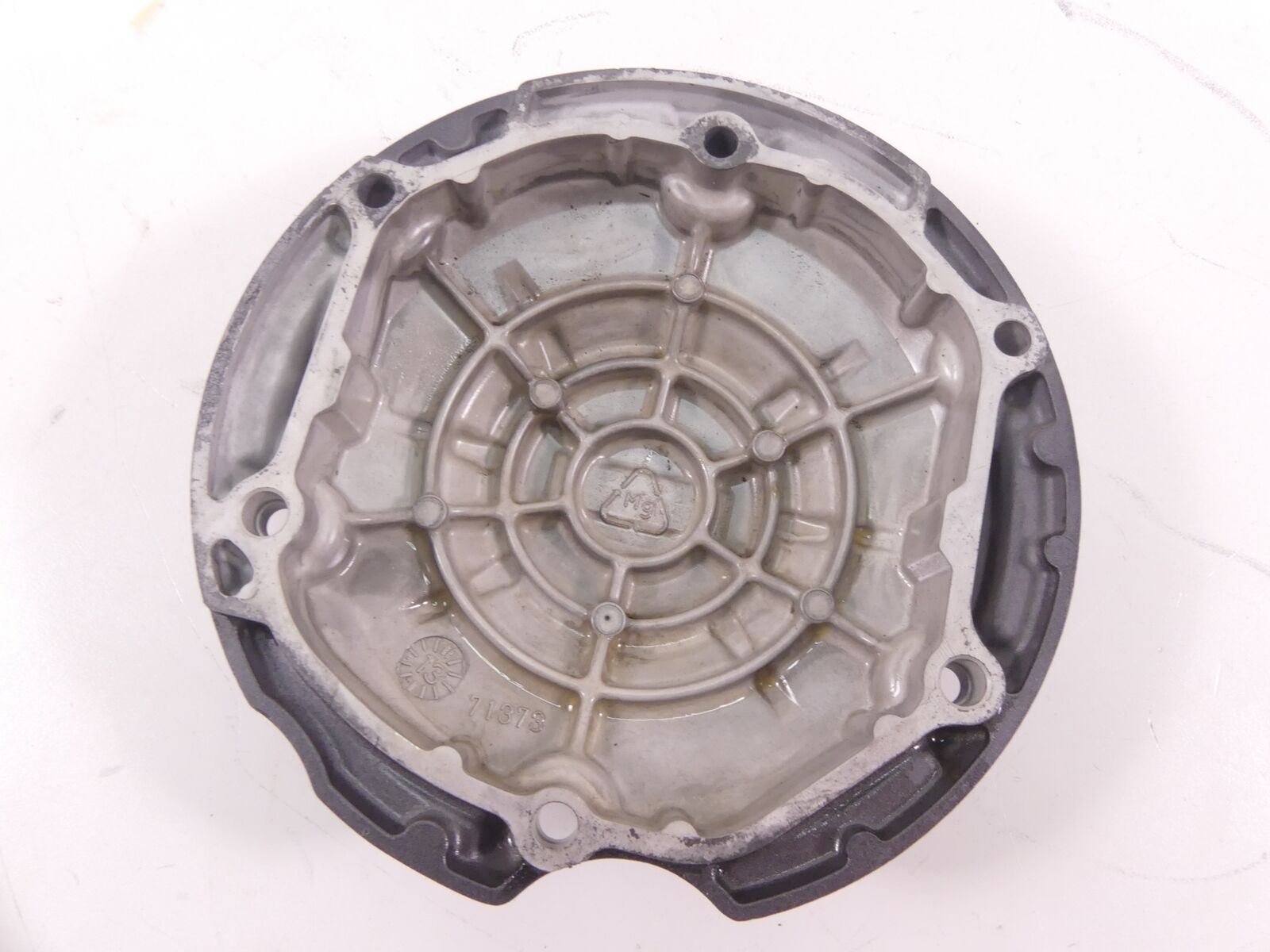 2014 Yamaha VMX17 V-Max 1700 Left Engine Differential Cover 2S3-15421-00-00 {{ shop.shopifyCountryName }} - Mototech271